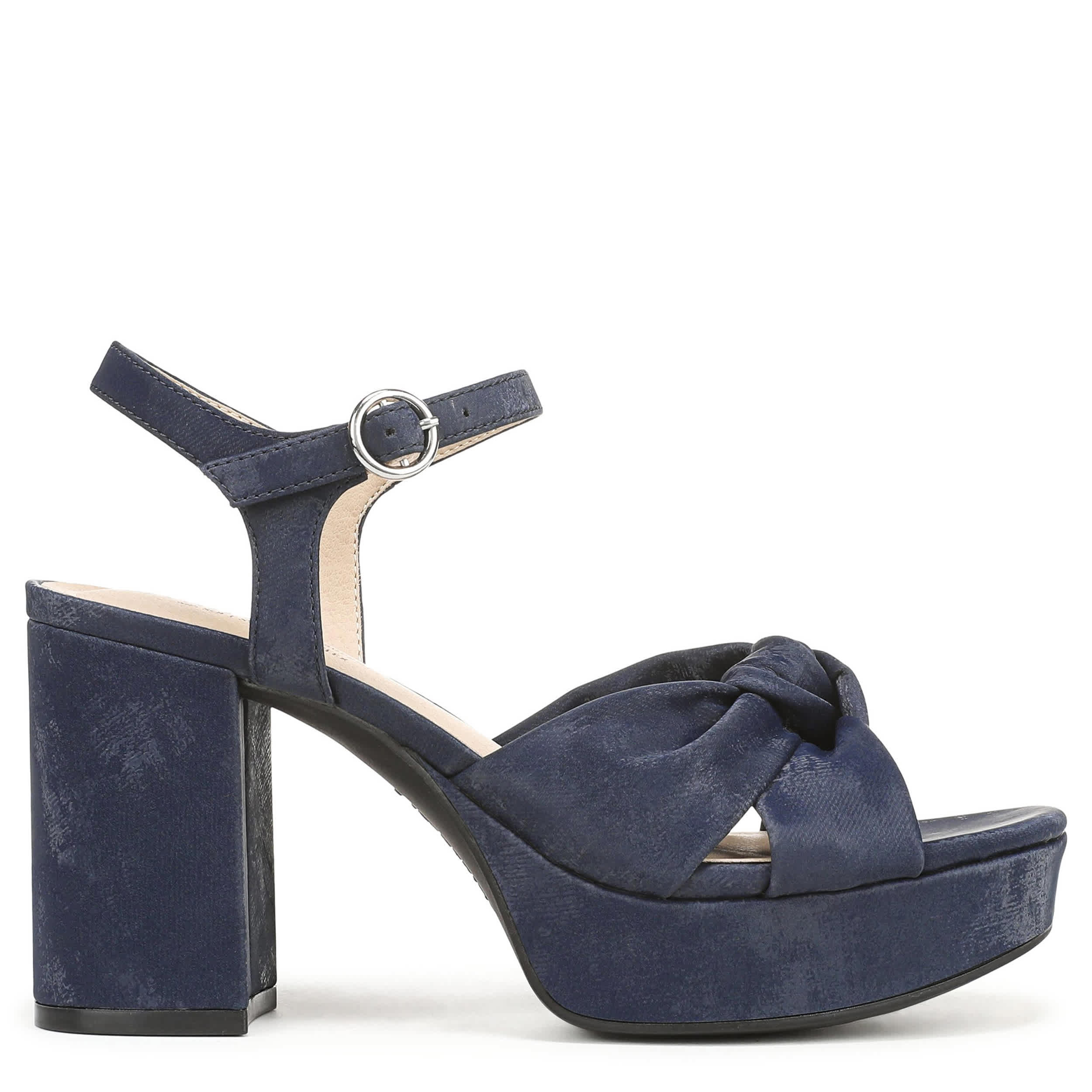 LIFESTRIDE-WOMENS AUGUST SANDAL-NAVY & 