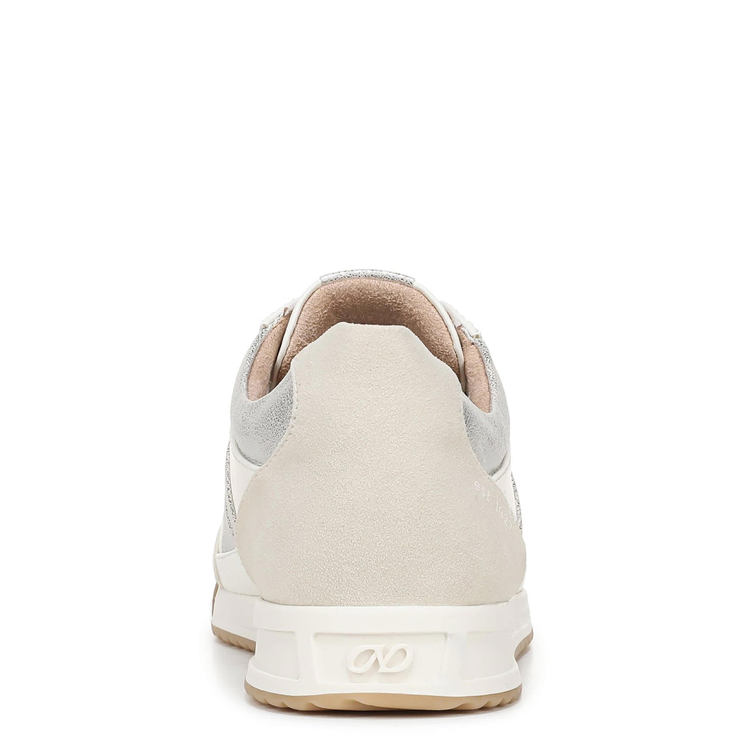 NATURALIZER-WOMENS GARNET SNEAKER-WHITE & SILVER