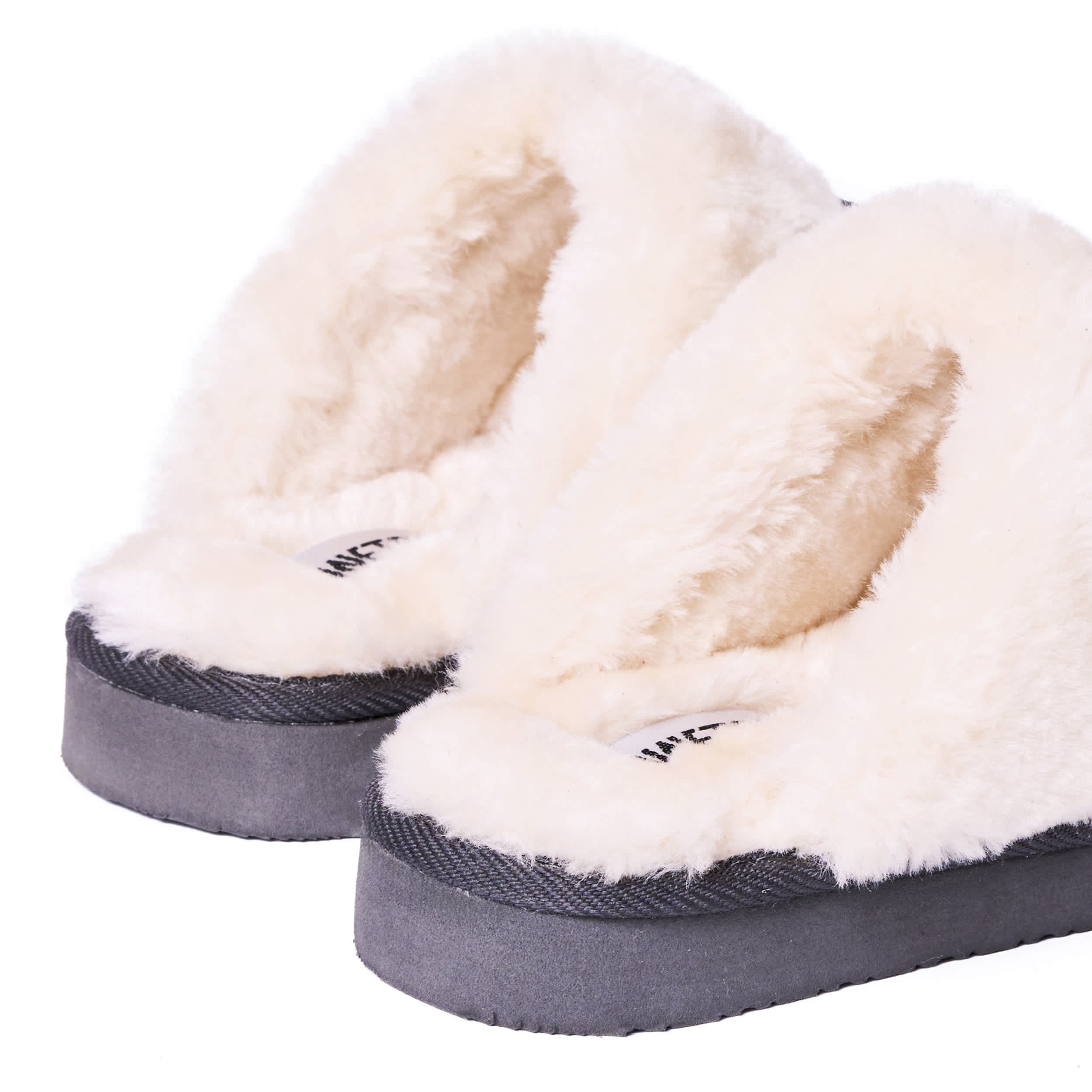 MINNETONKA-WOMENS CHESNEY SLIPPER-DARK GREY & 