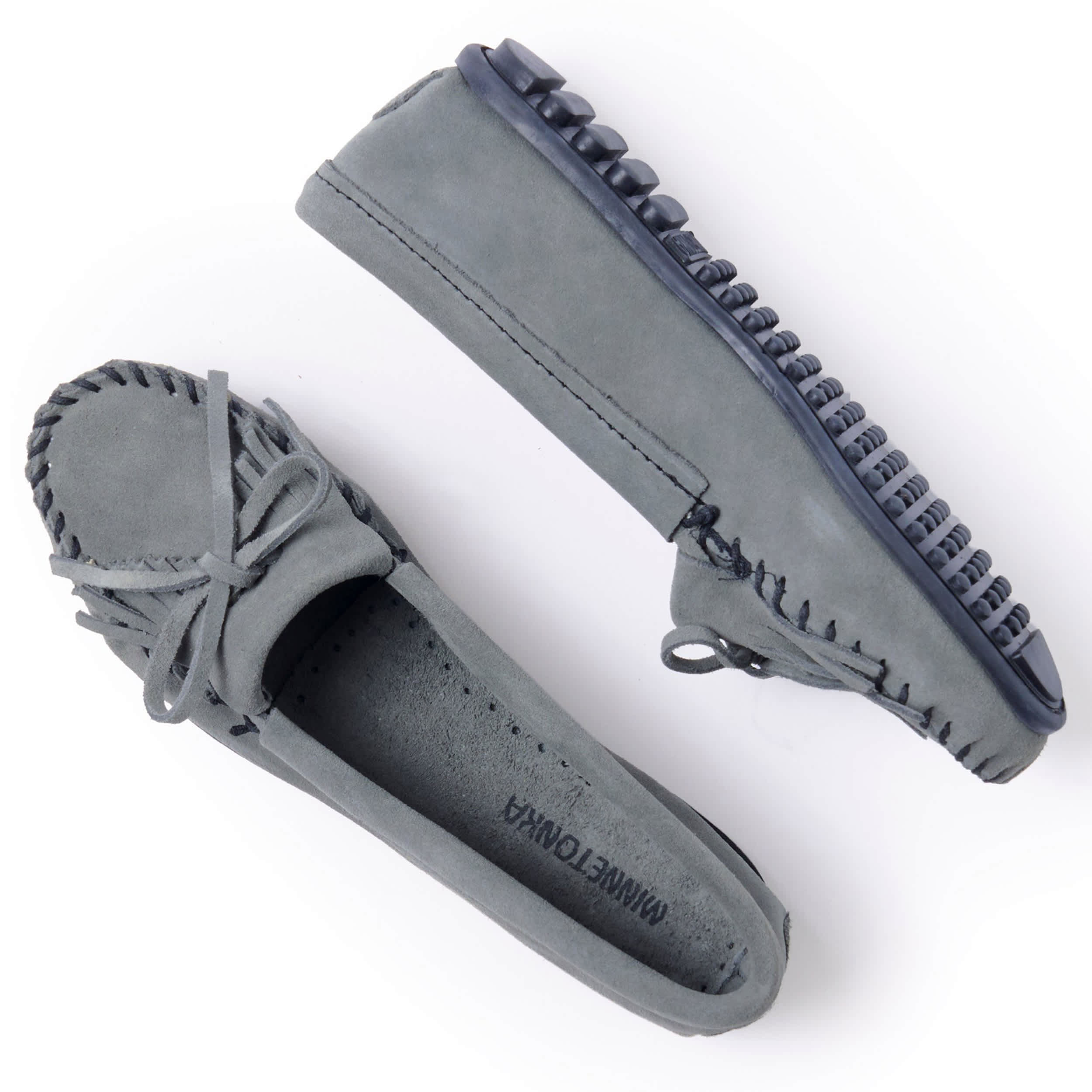 MINNETONKA-WOMENS KILTY LOAFER-BLUE & 