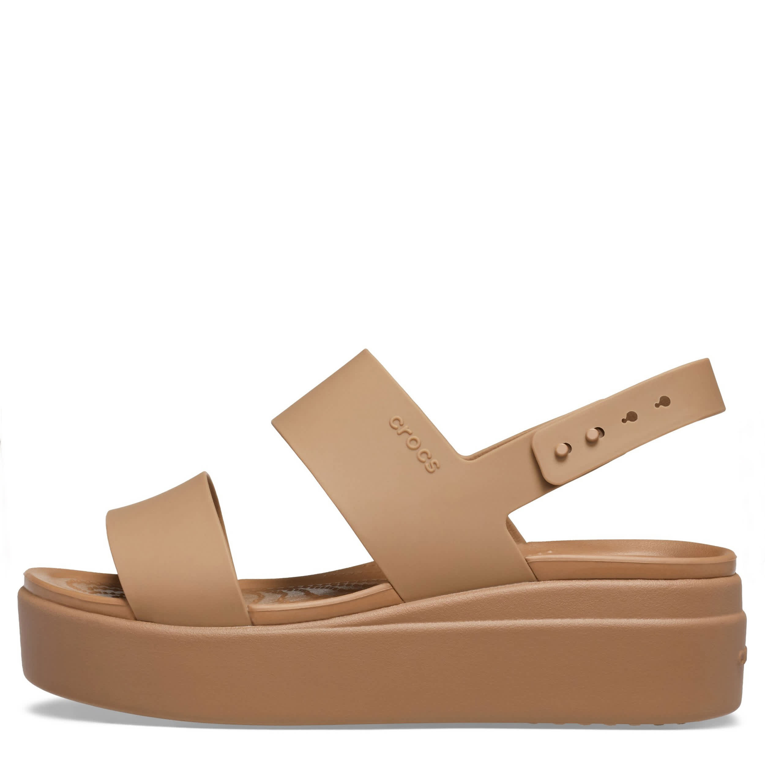 CROCS-WOMENS BROOKLYN LOW WEDGE SANDAL-LATTE & 
