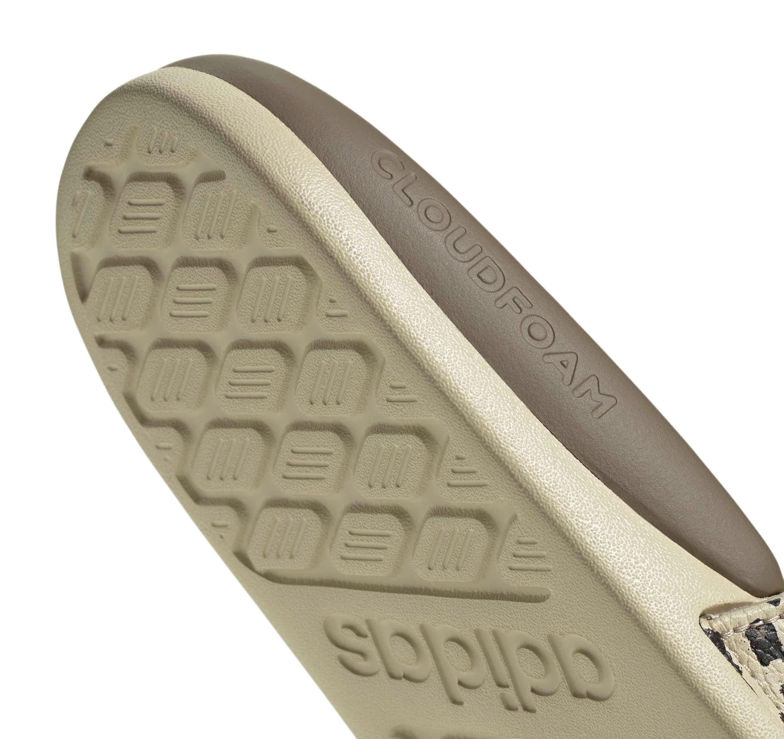 ADIDAS-WOMENS ADILETTE COMFORT 2.0 SLIDES-OFF WHITE & BLACK