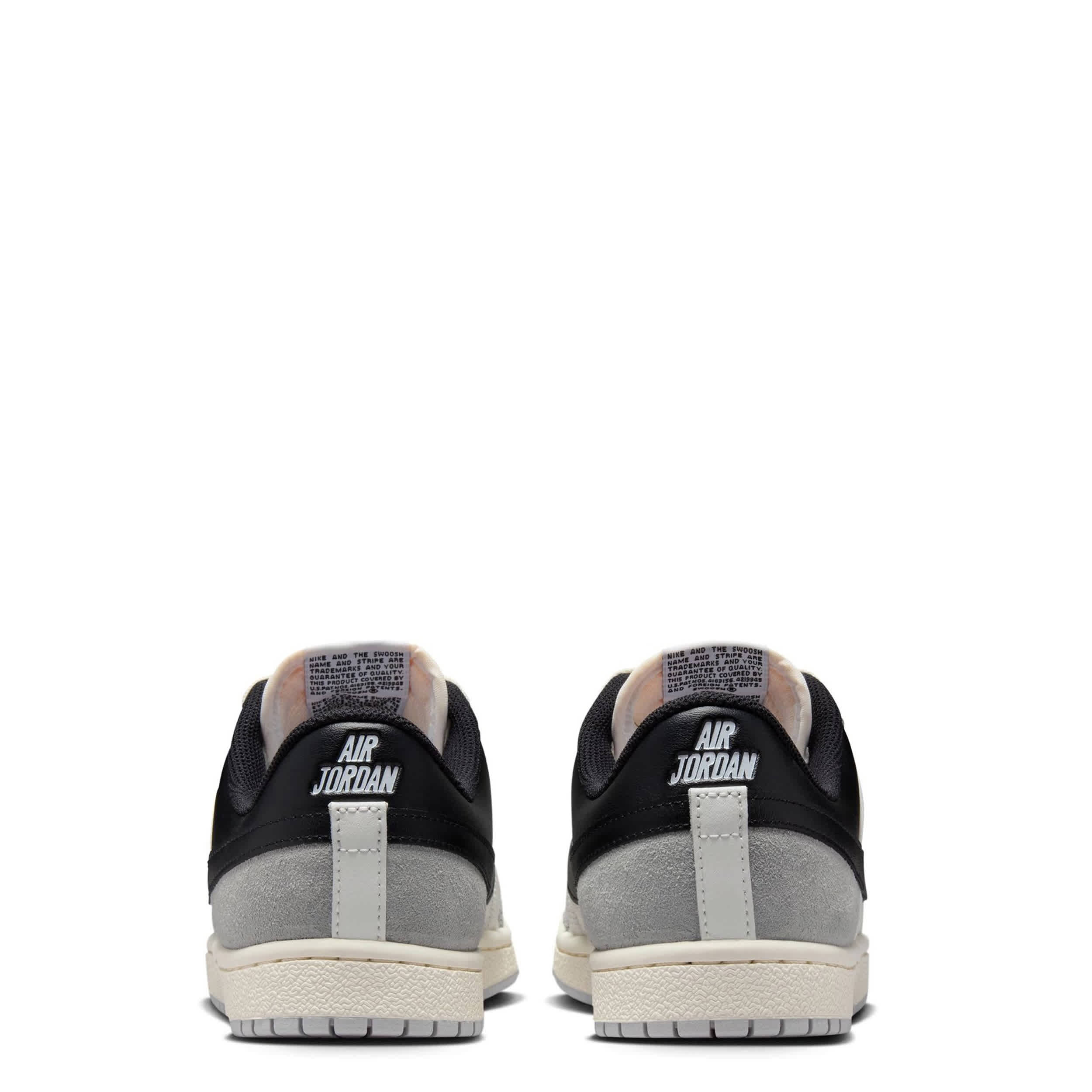 JORDAN-WOMENS SKYLINE LOW SNEAKER-WHITE & BLACK