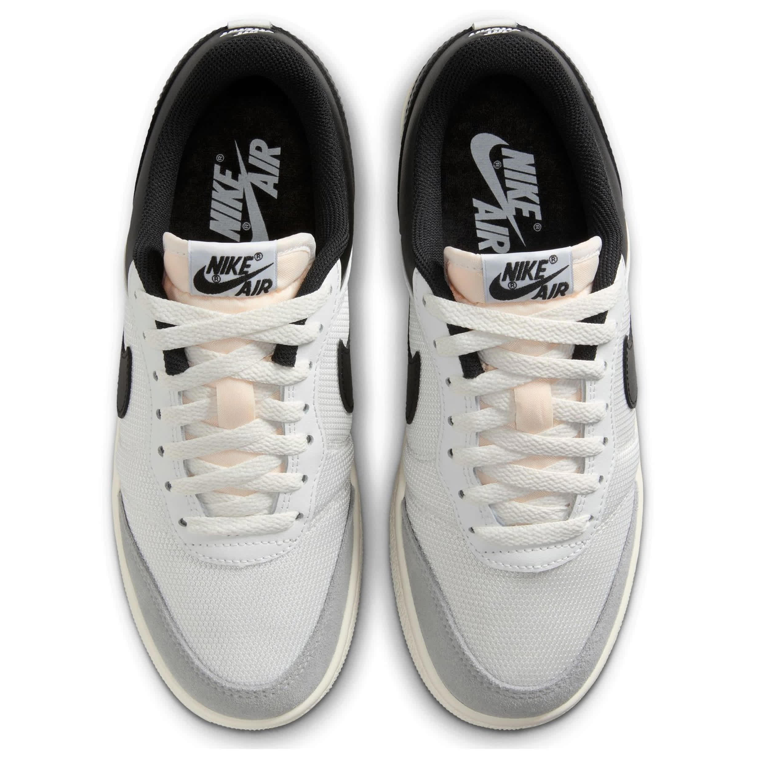 JORDAN-WOMENS SKYLINE LOW SNEAKER-WHITE & BLACK