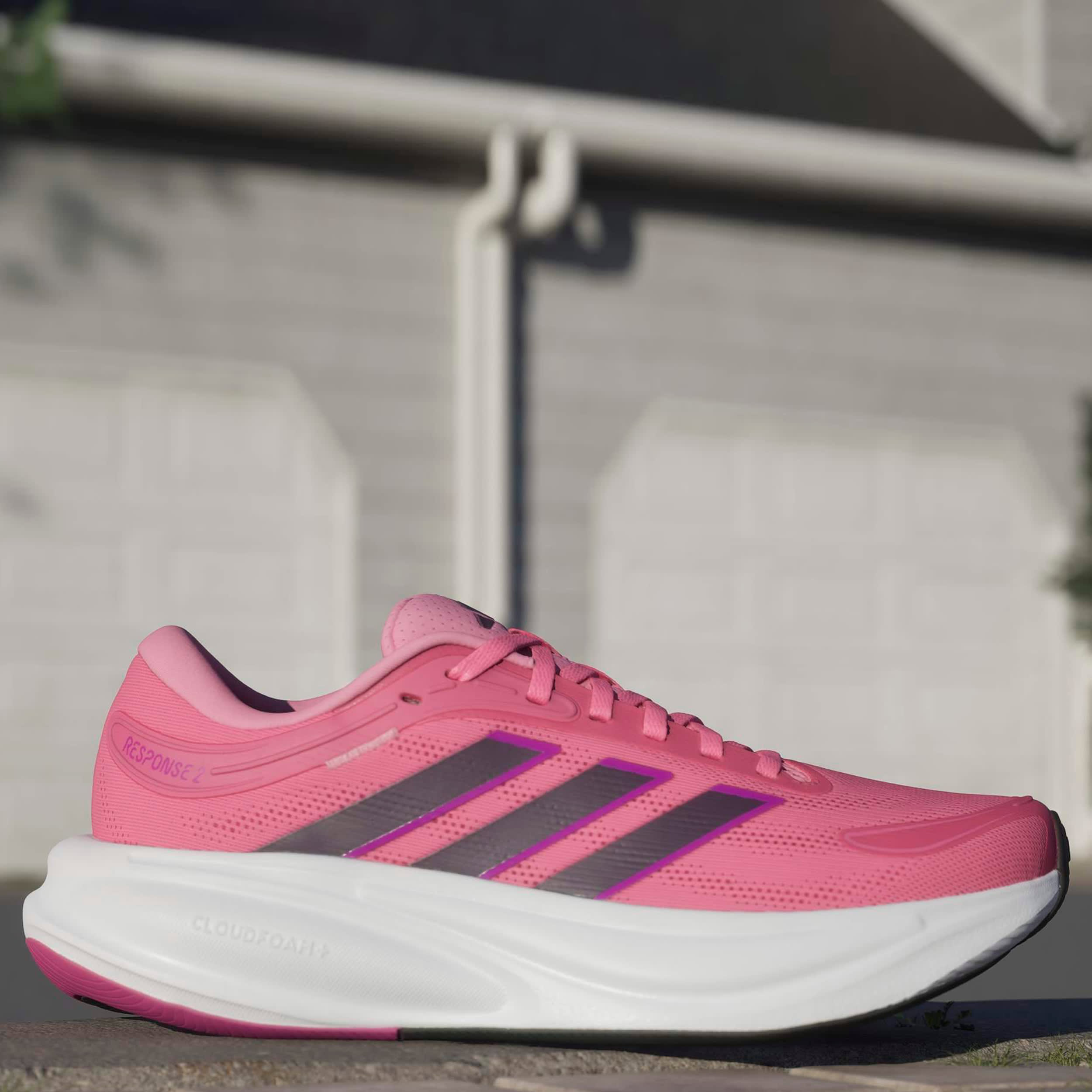 ADIDAS-WOMENS RESPONSE 2 RUNNING SHOE-FUSCHIA & PURPLE