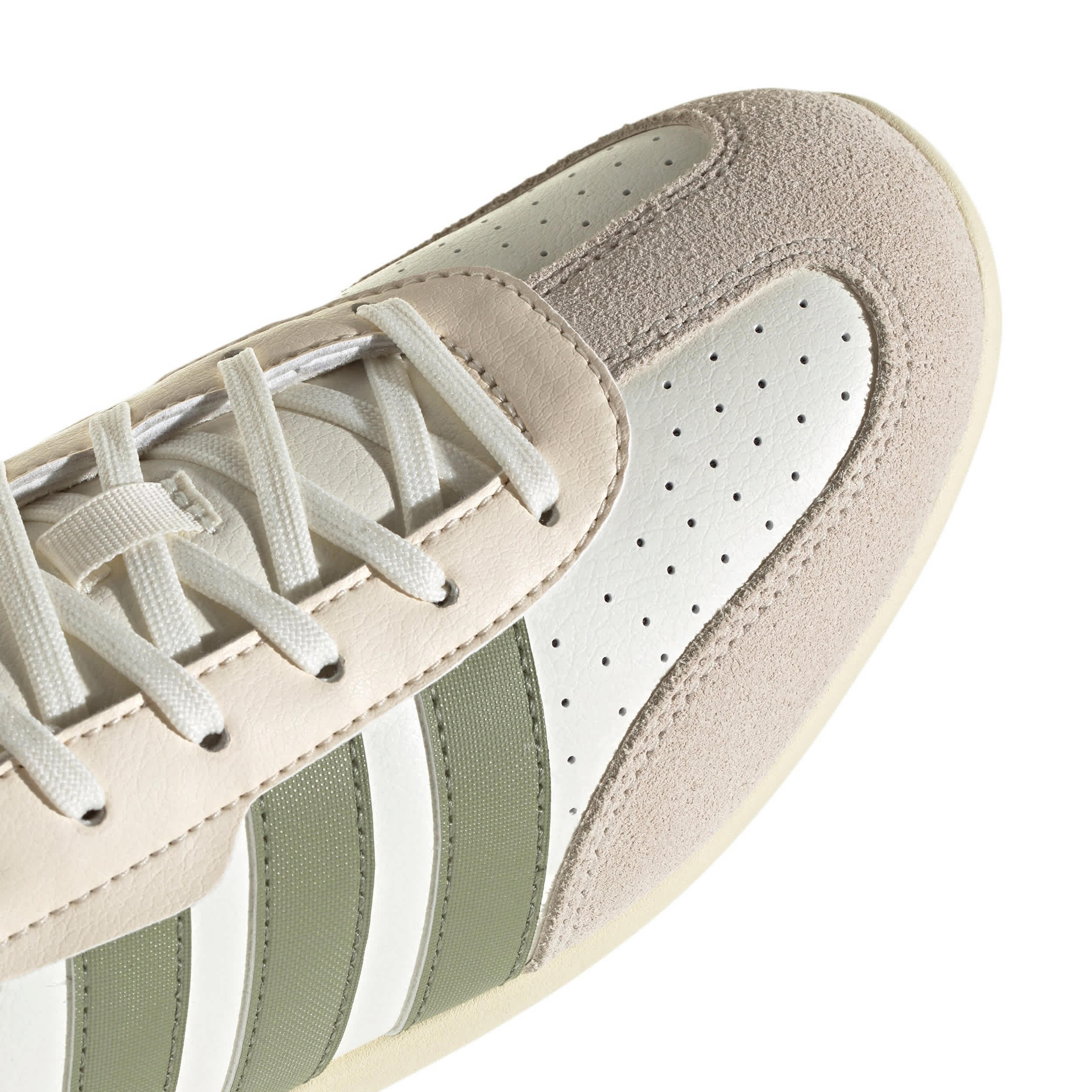 ADIDAS-WOMENS BARREDA LO-OFF WHITE & GREEN