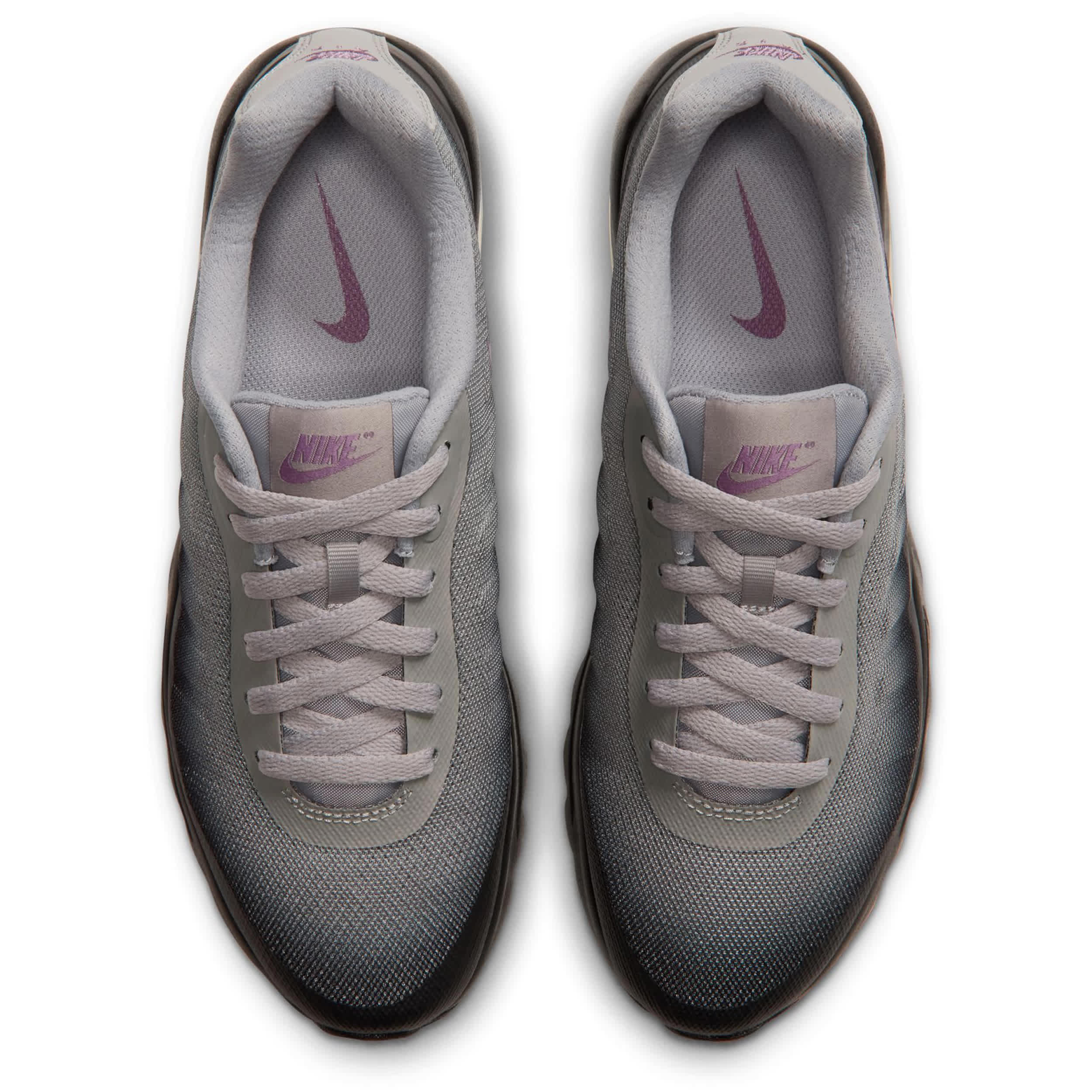 NIKE-WOMENS AIR MAX INVIGOR SNEAKER-GREY & PURPLE