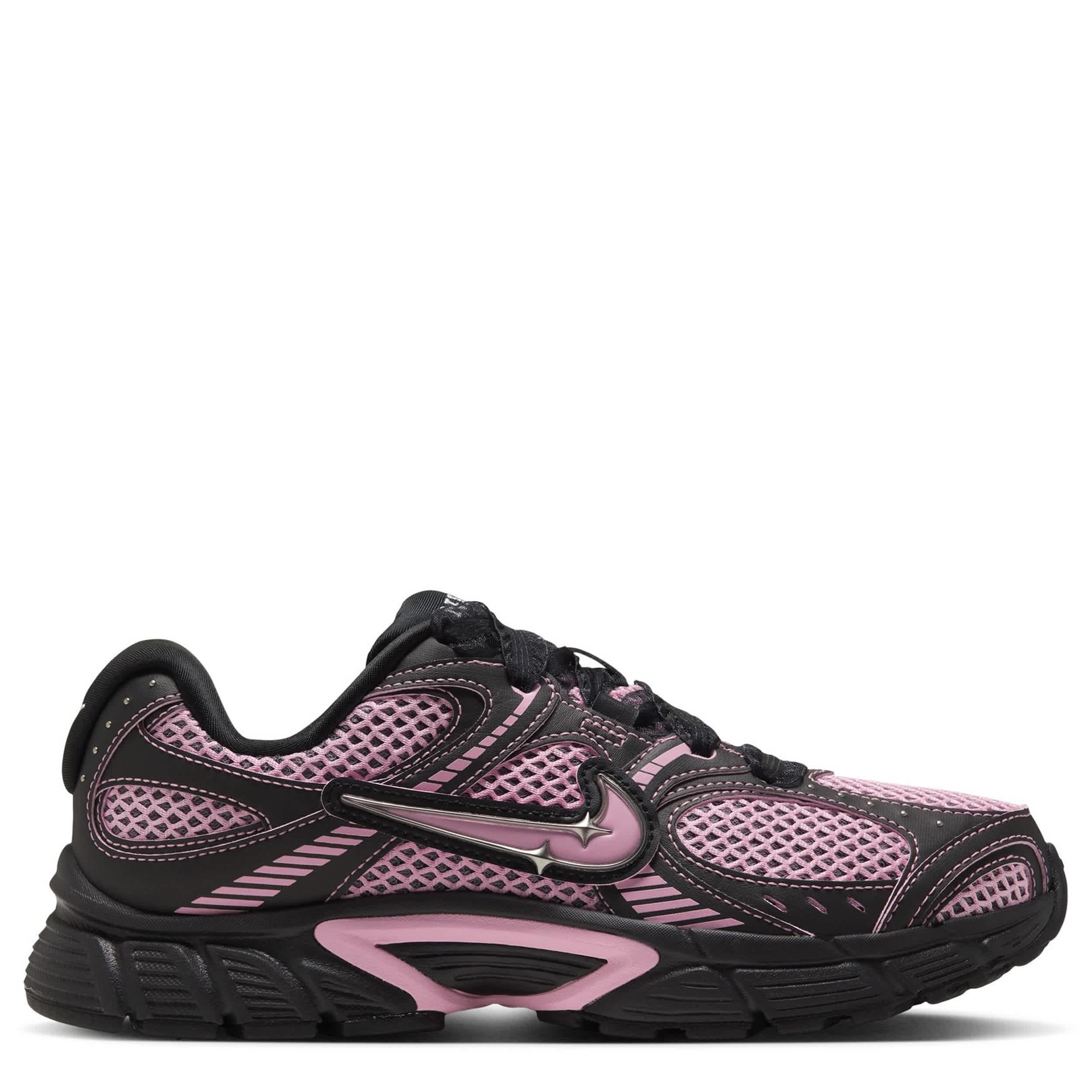 NIKE-WOMENS V5 RNR SNEAKER-BLACK & PINK