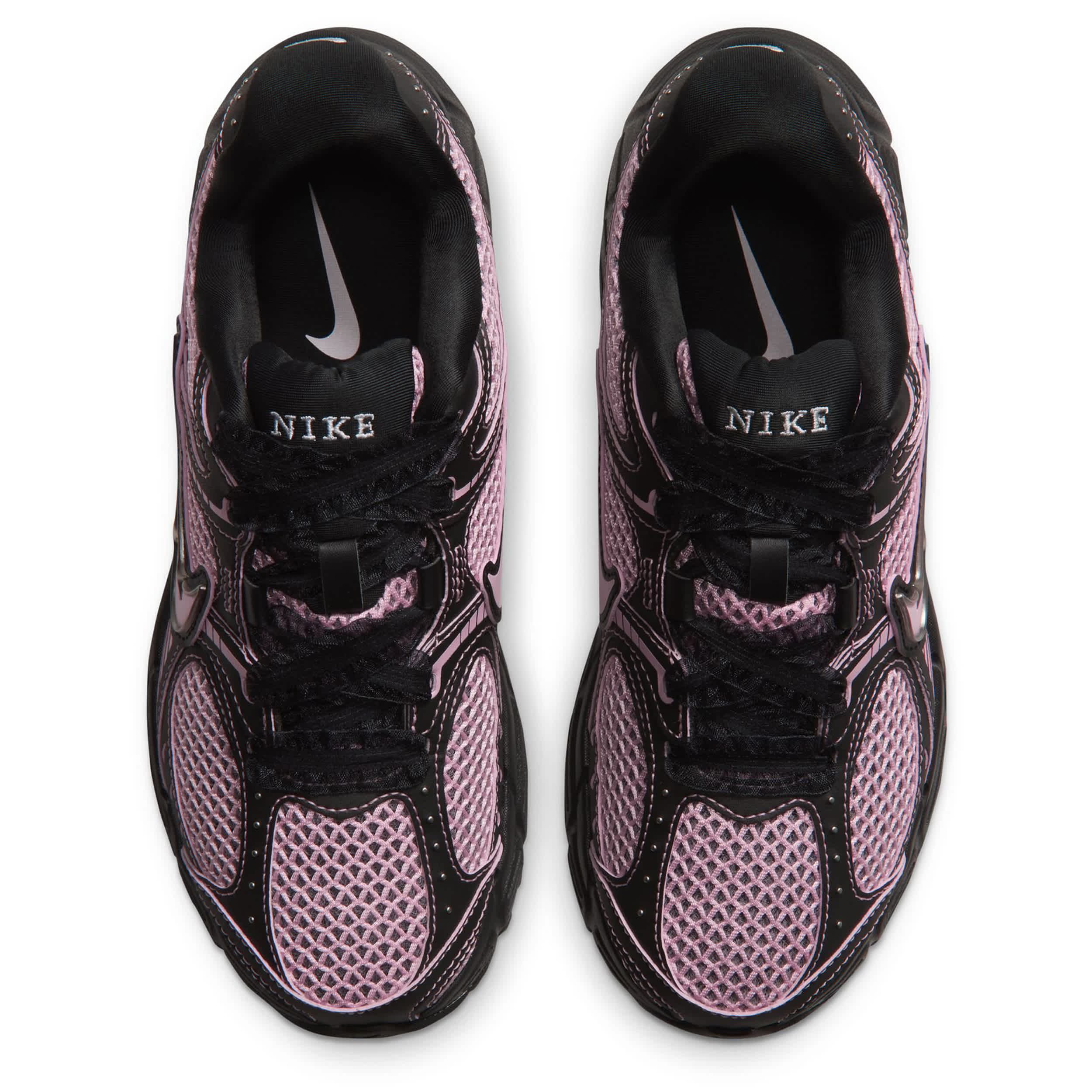NIKE-WOMENS V5 RNR SNEAKER-BLACK & PINK