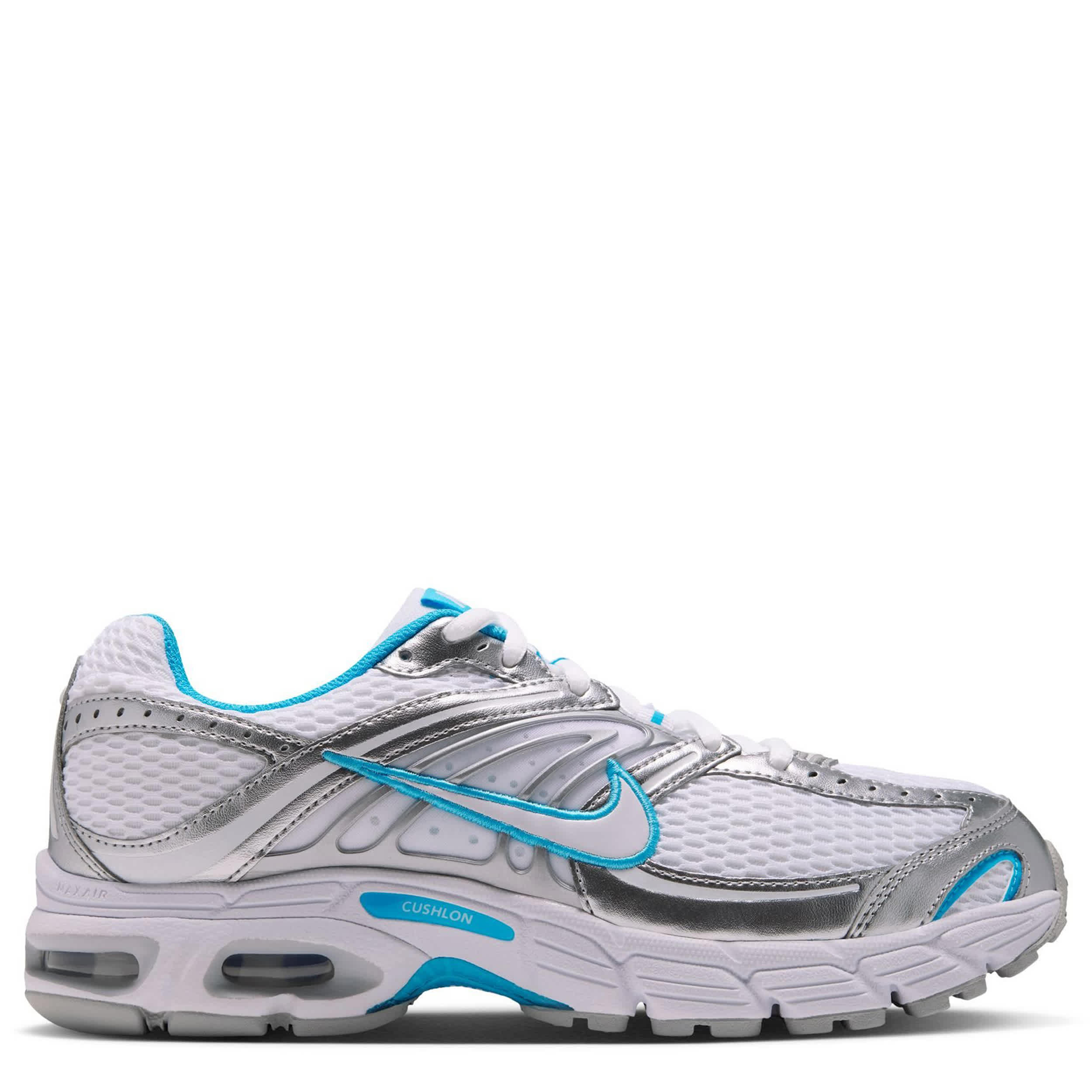 NIKE-WOMENS AIR MAX MOTO 2K SNEAKER-WHITE & LIGHT BLUE
