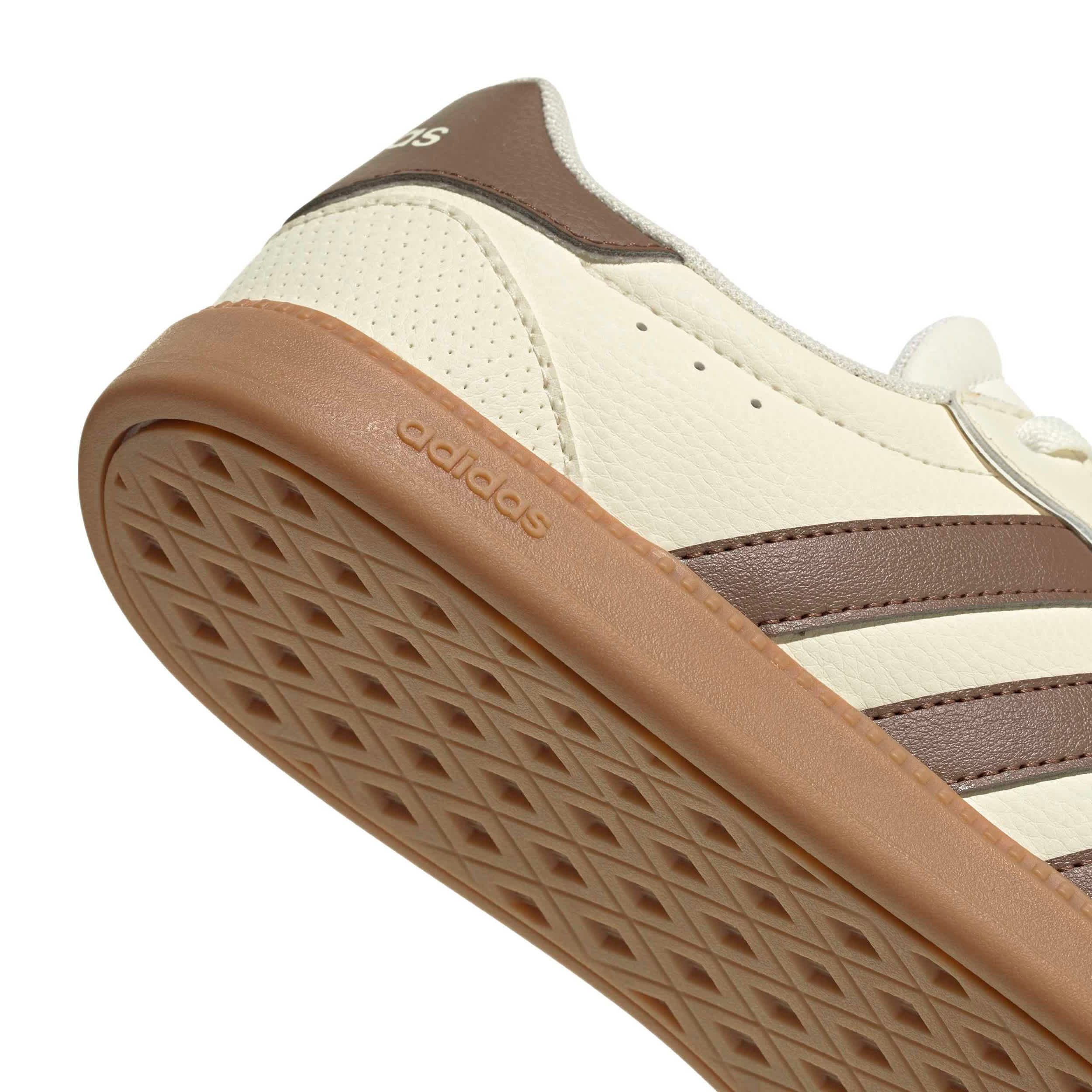 ADIDAS-WOMENS BREAKNET SLEEK SNEAKER-OFF WHITE & BROWN