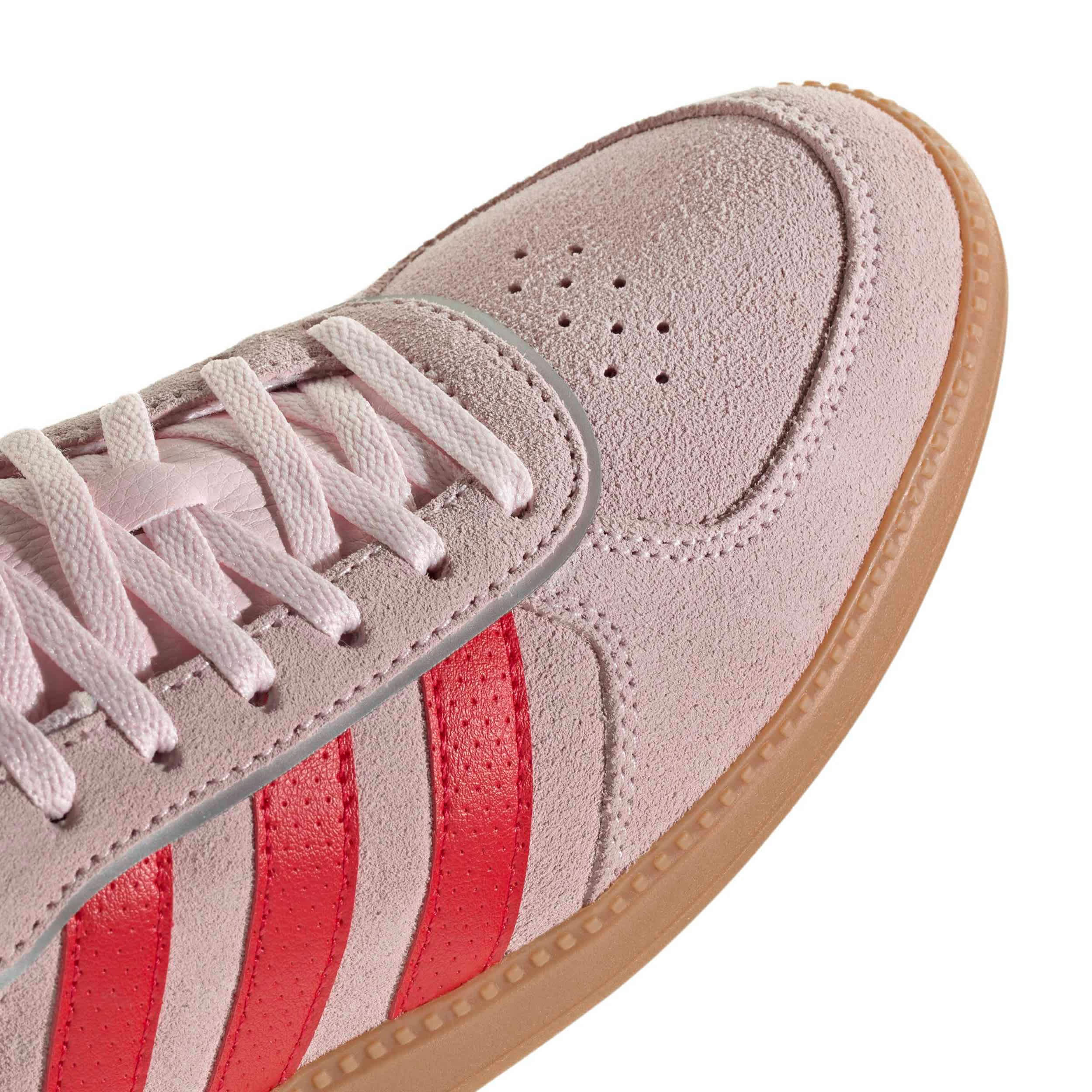 ADIDAS-WOMENS BREAKNET SLEEK SNEAKER-PALE PINK & RED