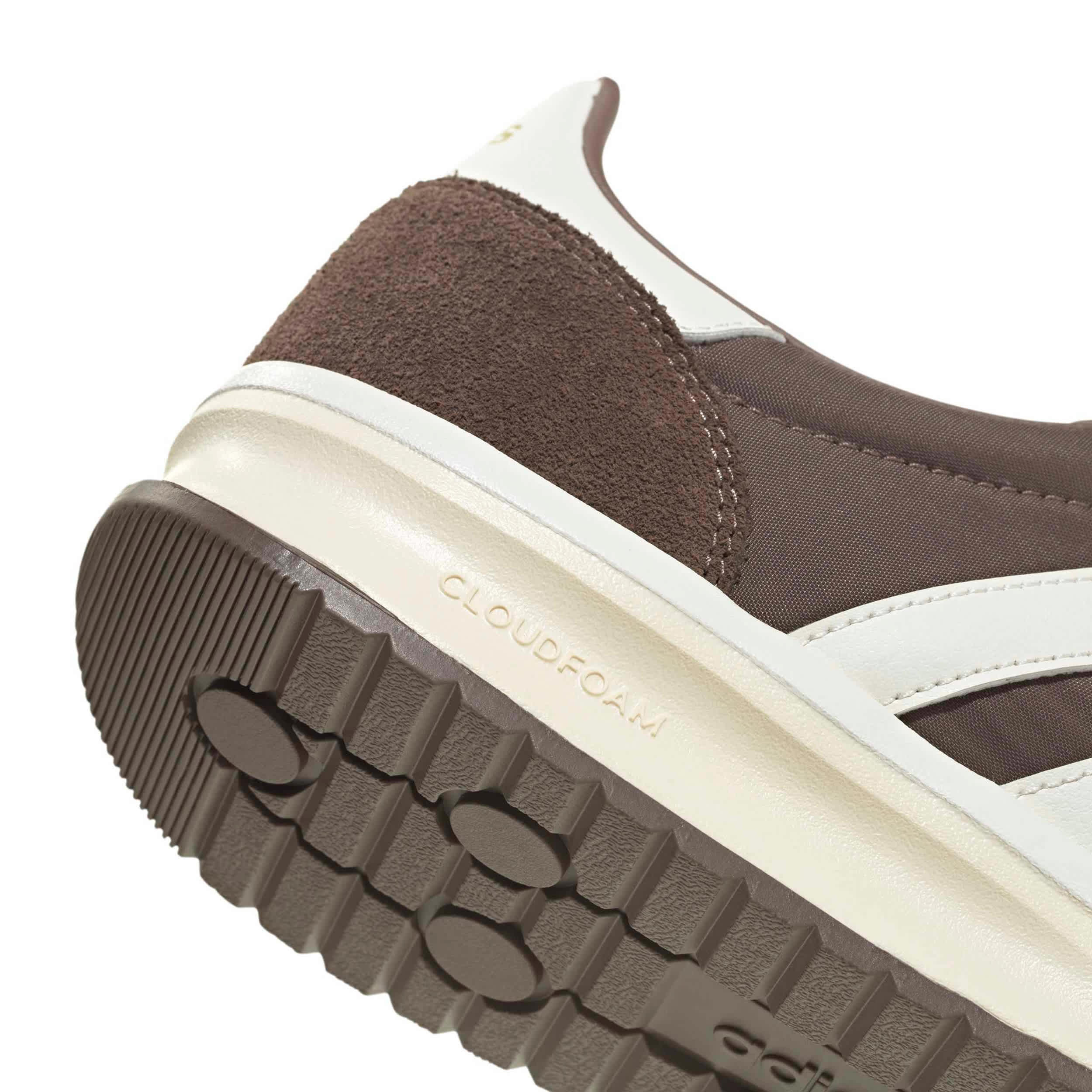 ADIDAS-MENS RUN 70S 2.0 SNEAKER-BROWN & OFF WHITE