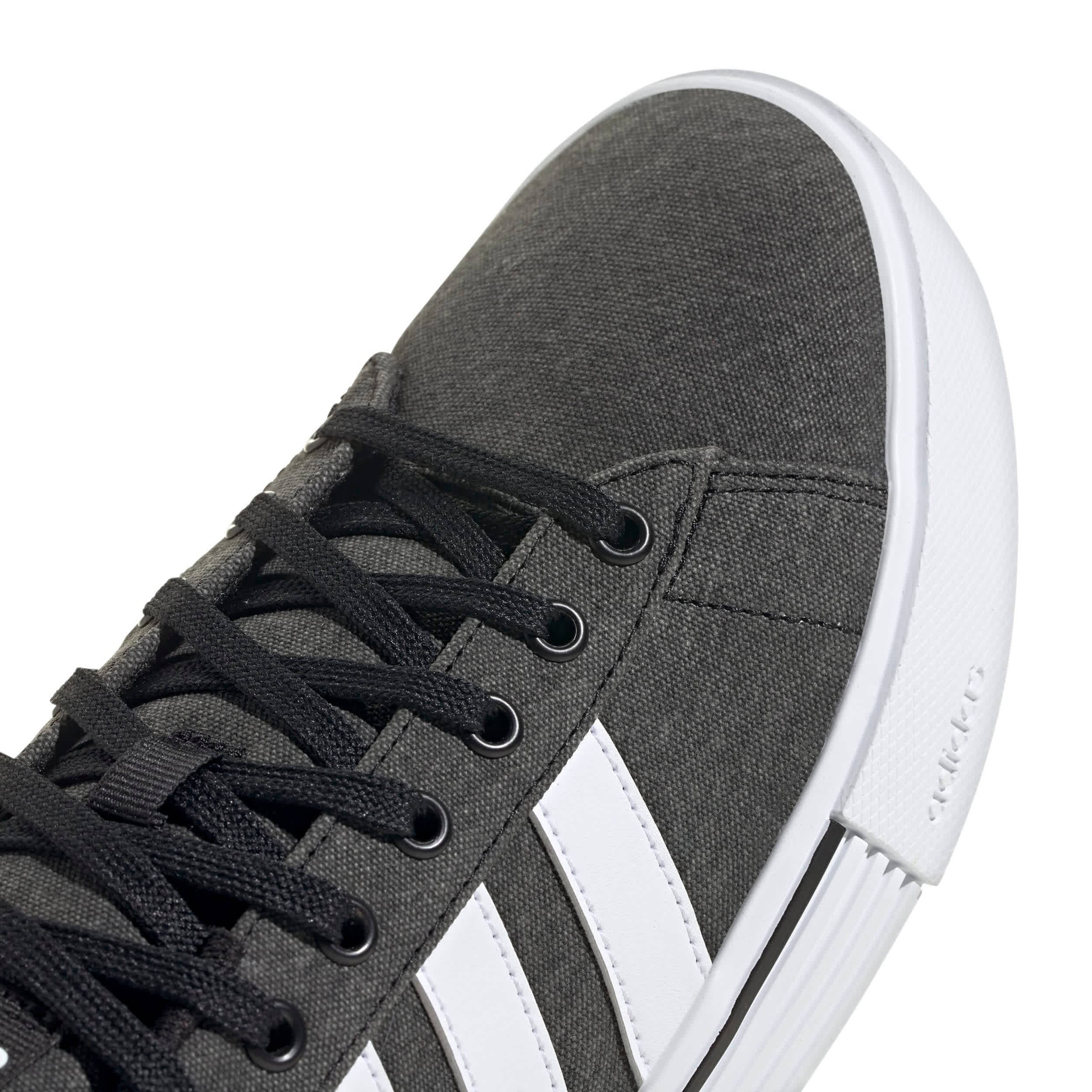 ADIDAS-MENS BLACK UNISEX DAILY 4.0 SHOE-BLACK & WHITE