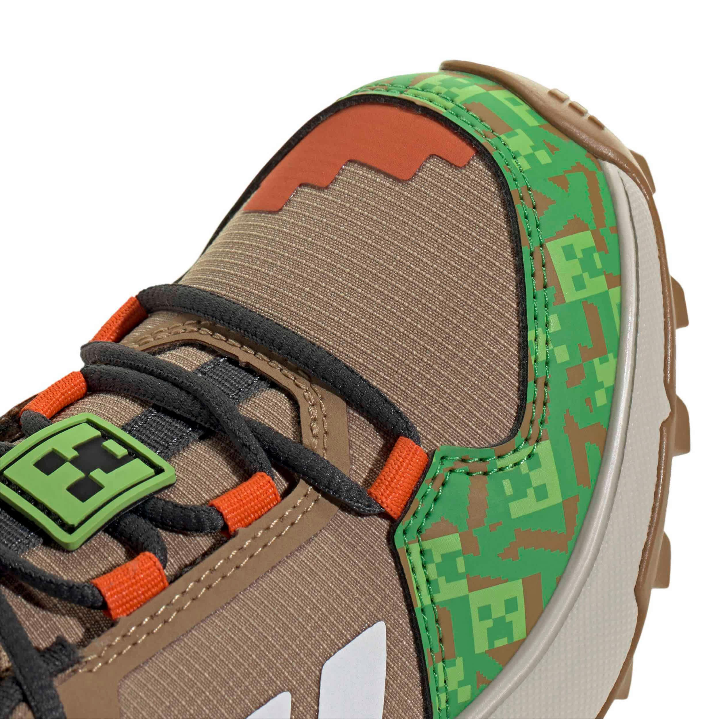 ADIDAS-BOYS BIG LITTLE KID TERREX AX4R HIKING SHOES-BROWN & WHITE