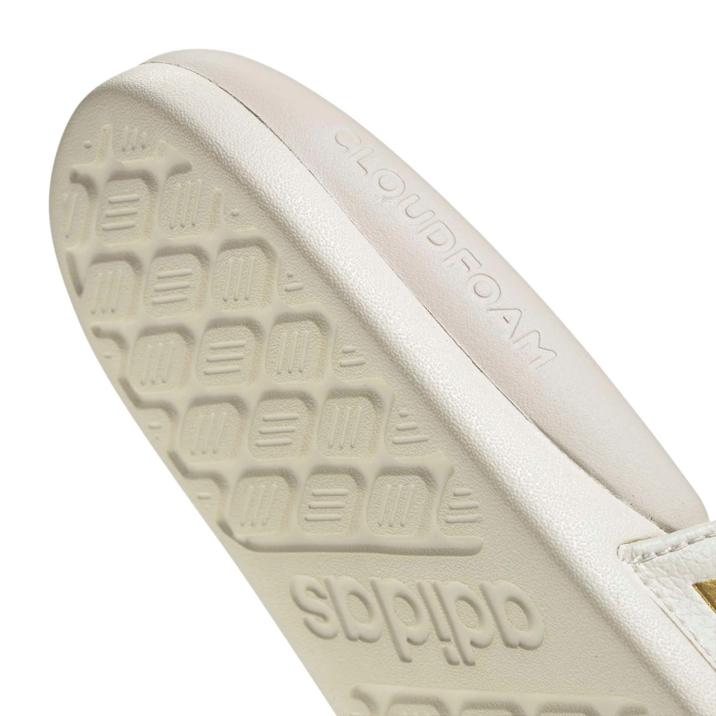 ADIDAS-GIRLS BIG LITTLE KID ADILETTE COMFORT 2.0  SLIDE-OFF WHITE & GOLD