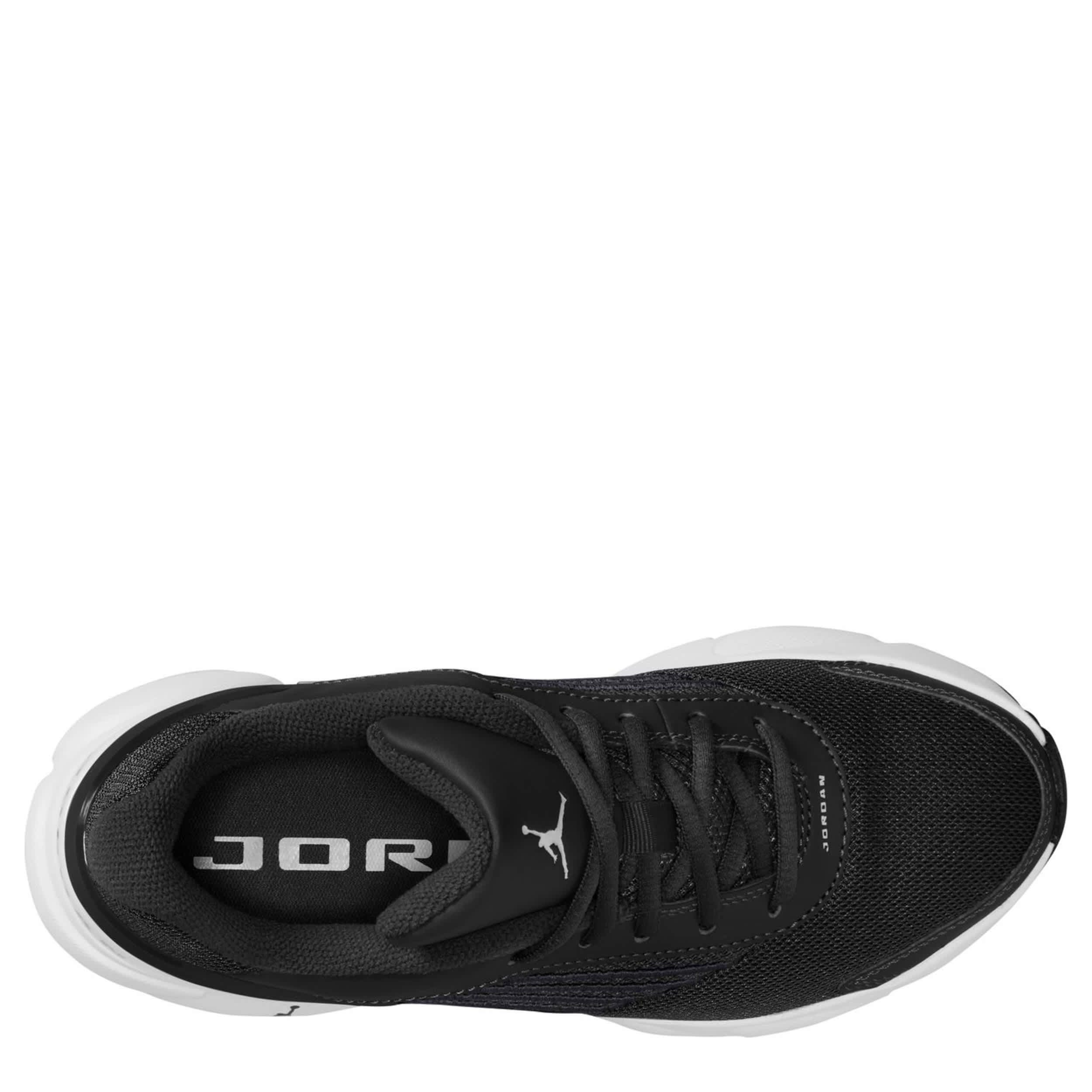 JORDAN-BOYS BIG KID JORDAN TRUNNER FLOW SNEAKER-BLACK & WHITE