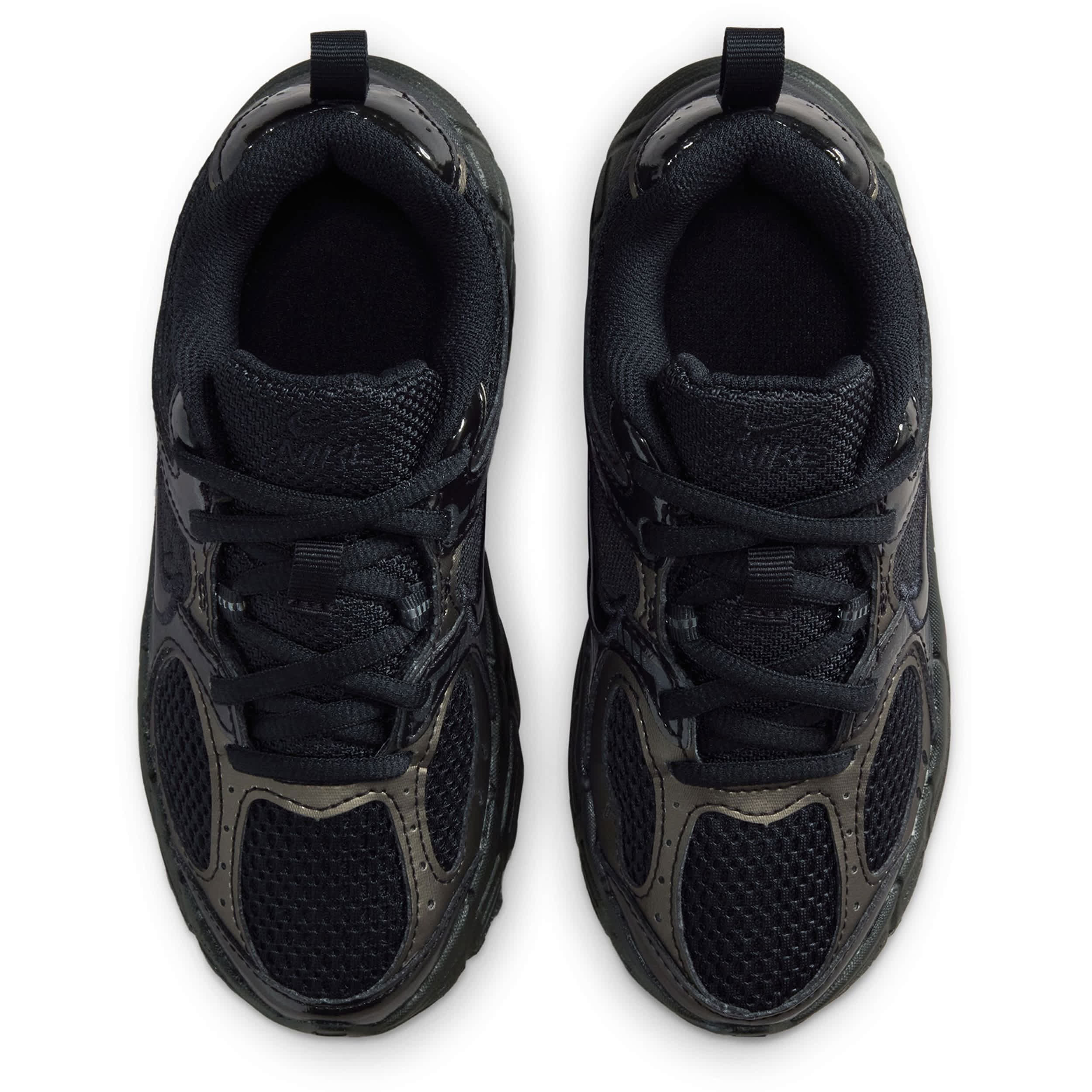 NIKE-BOYS LITTLE KID V5 RNR SNEAKER-BLACK & BLACK