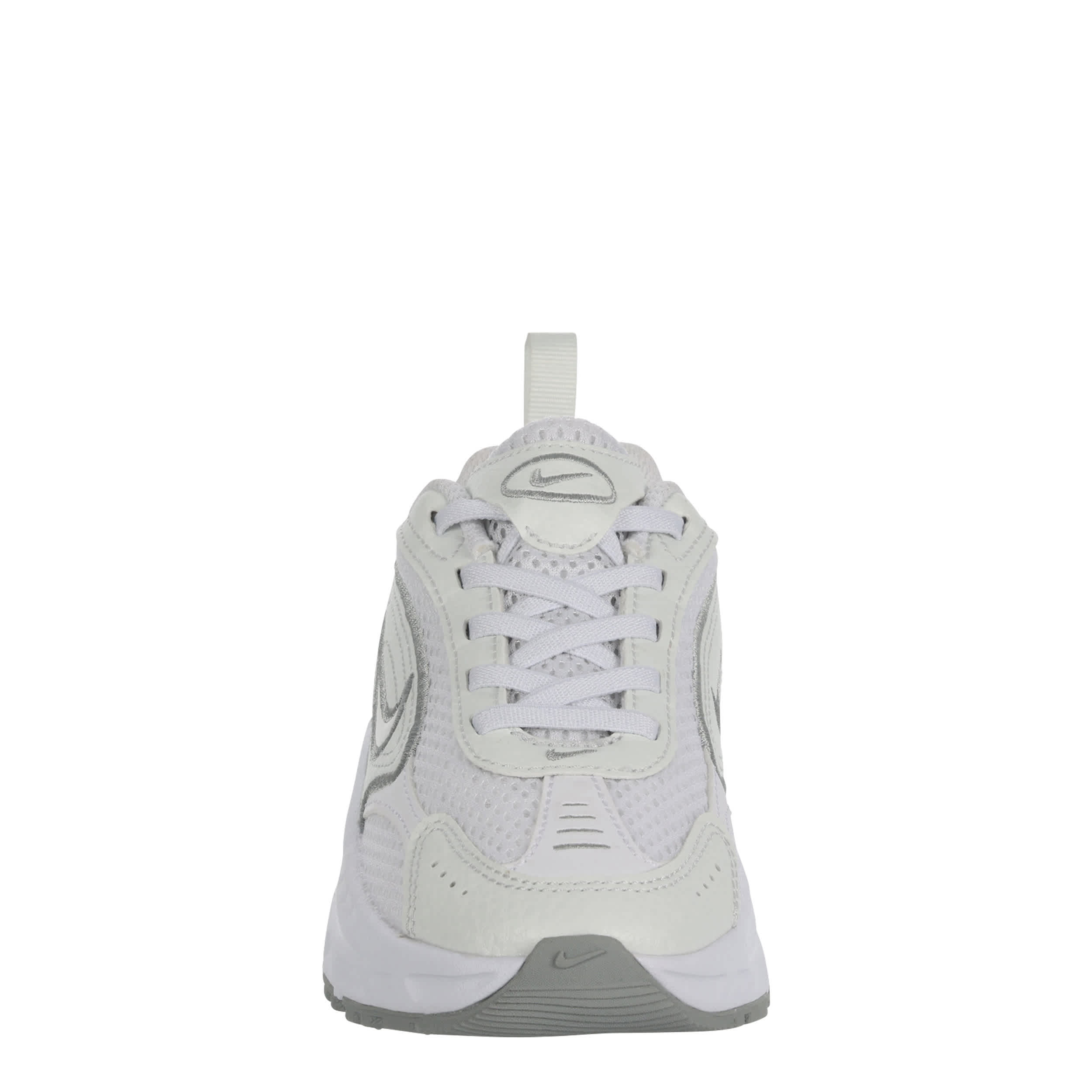 NIKE-BOYS LITTLE KID STRATOS SHIFT SNEAKER-WHITE & GREY