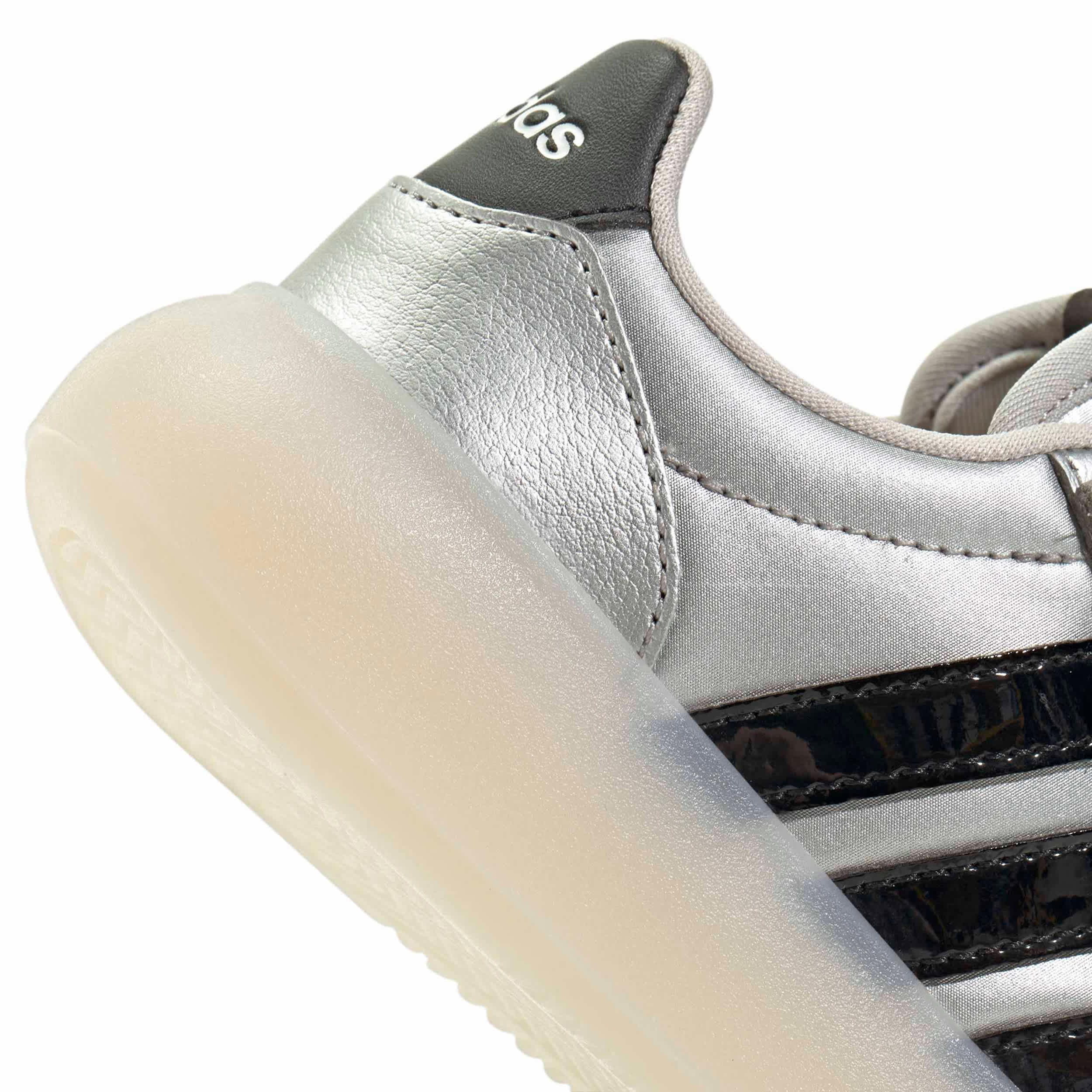 ADIDAS-GIRLS LITTLE KID BARREDA DECODE SNEAKER-SILVER & BLACK