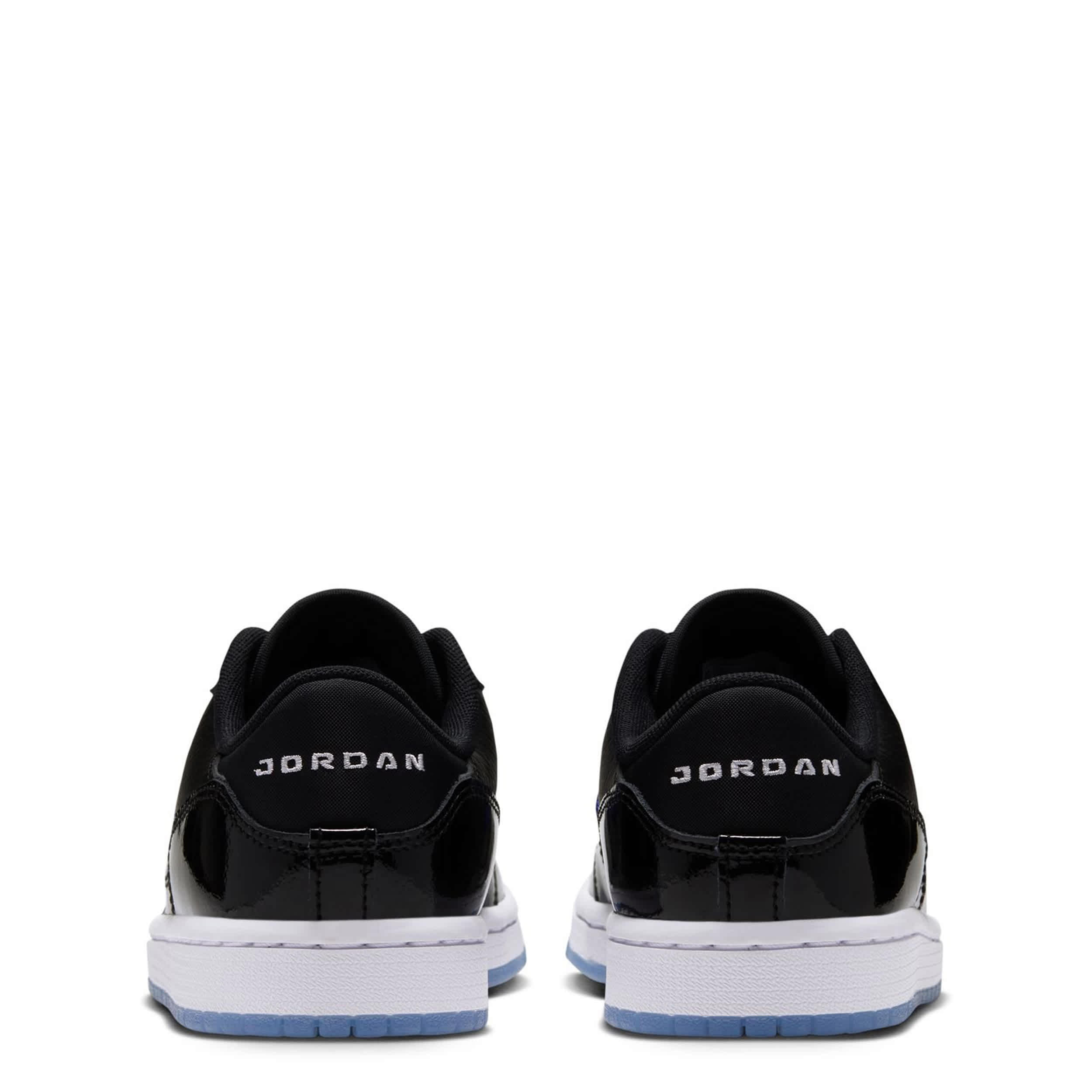 JORDAN-BOYS BIG KID COURT CONNECT SNEAKER-BLACK & BLUE