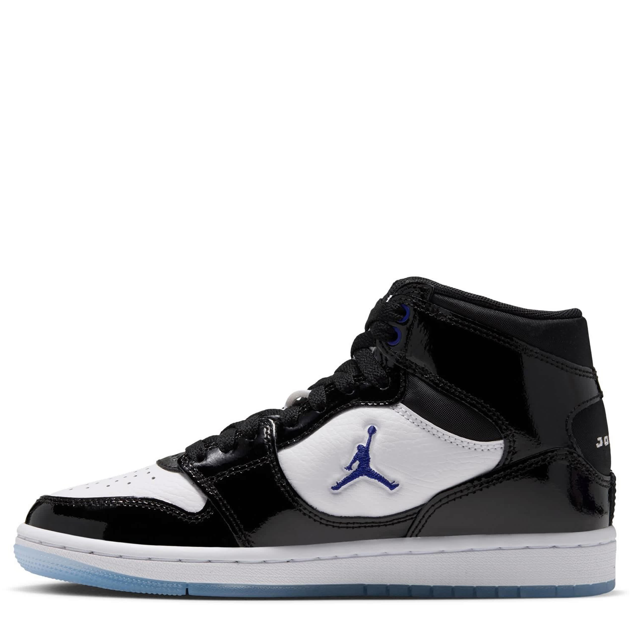 JORDAN-BOYS BIG KID COURT CONNECT MID SNEAKER-BLACK & BLUE