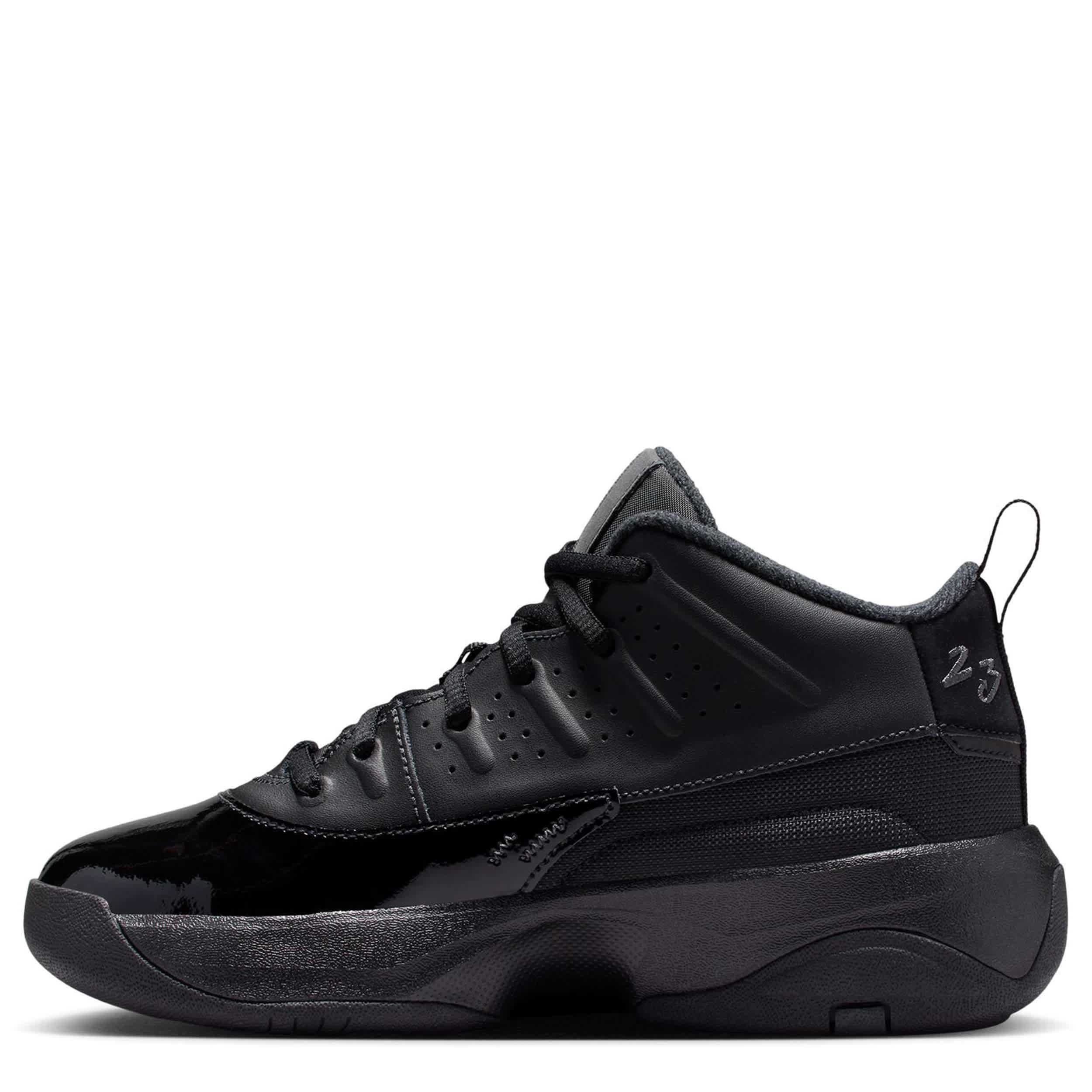 JORDAN-BOYS BIG KID MAX AURA 7 SNEAKER-BLACK & DARK GREY