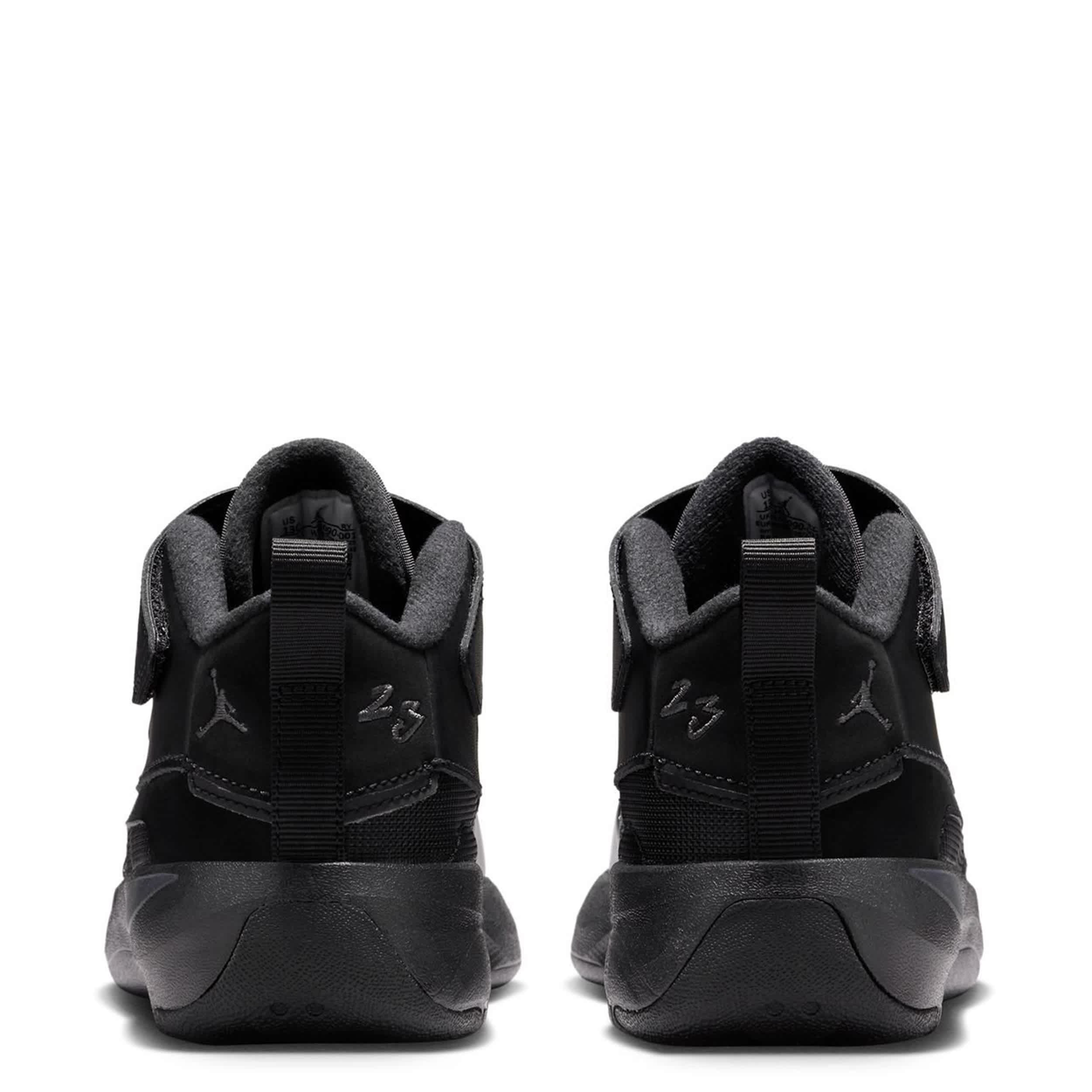 JORDAN-BOYS LITTLE KID MAX AURA 7 SNEAKER-BLACK & DARK GREY