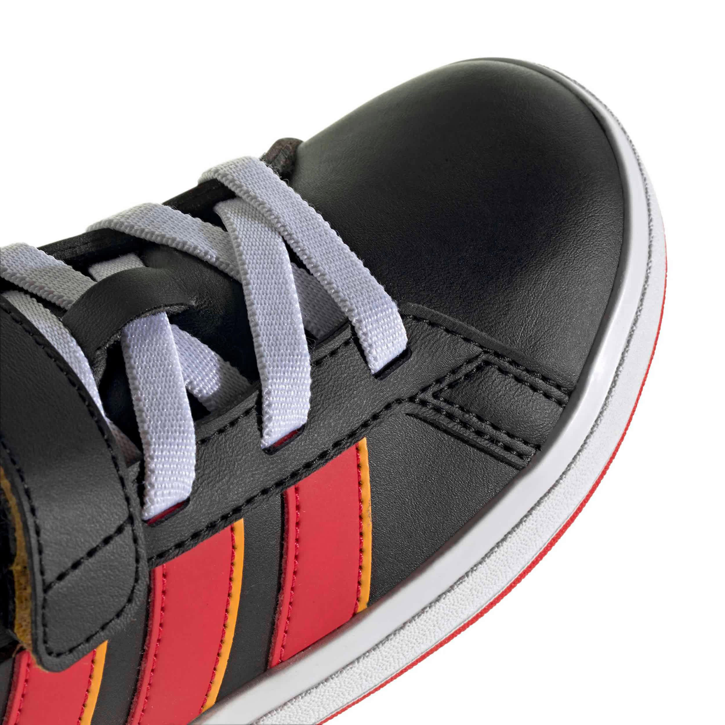 ADIDAS-BOYS LITTLE-BIG KID GRAND COURT SNEAKER-BLACK & RED