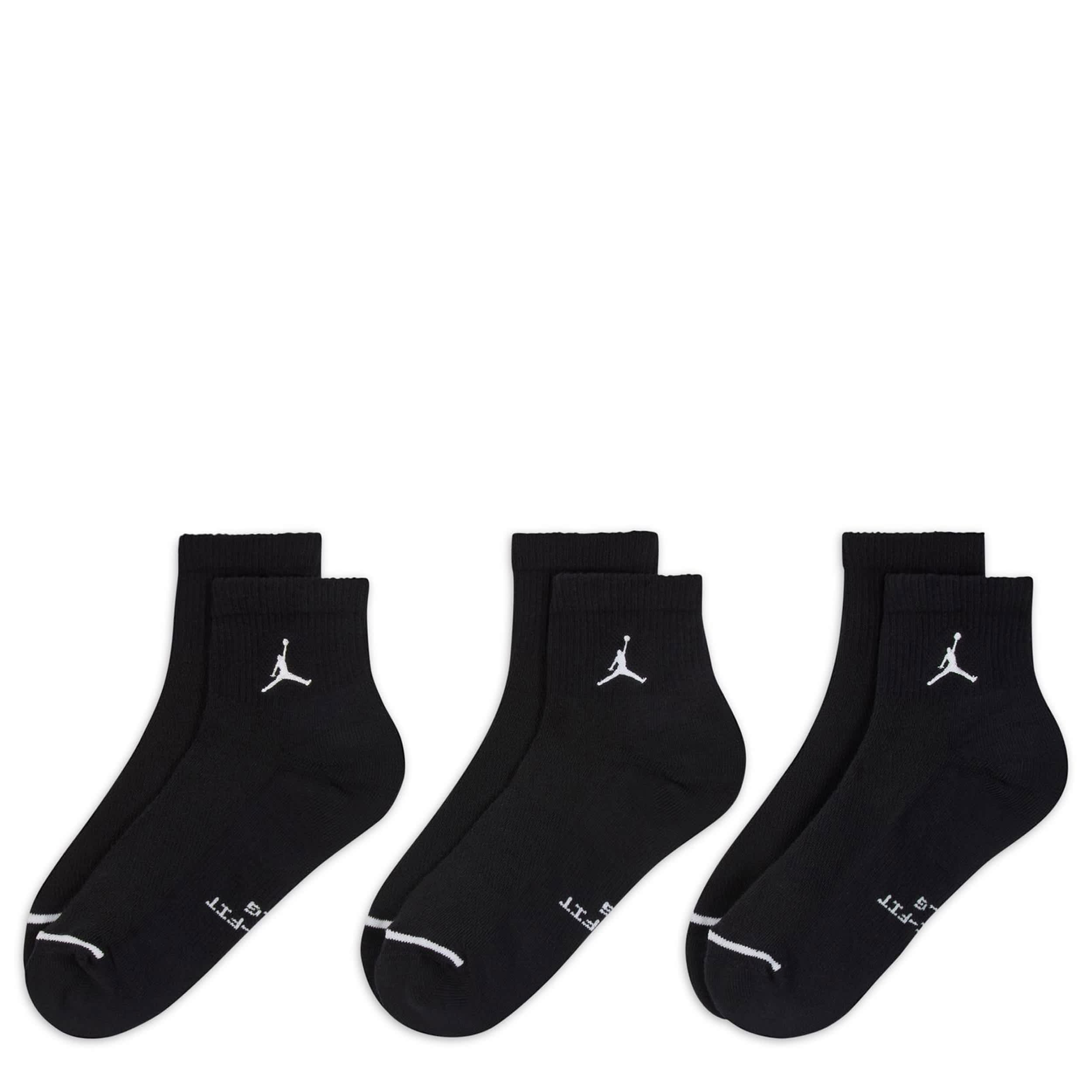 JORDAN-MENS LARGE QUARTER SOCKS 3 PAIRS-BLACK & 