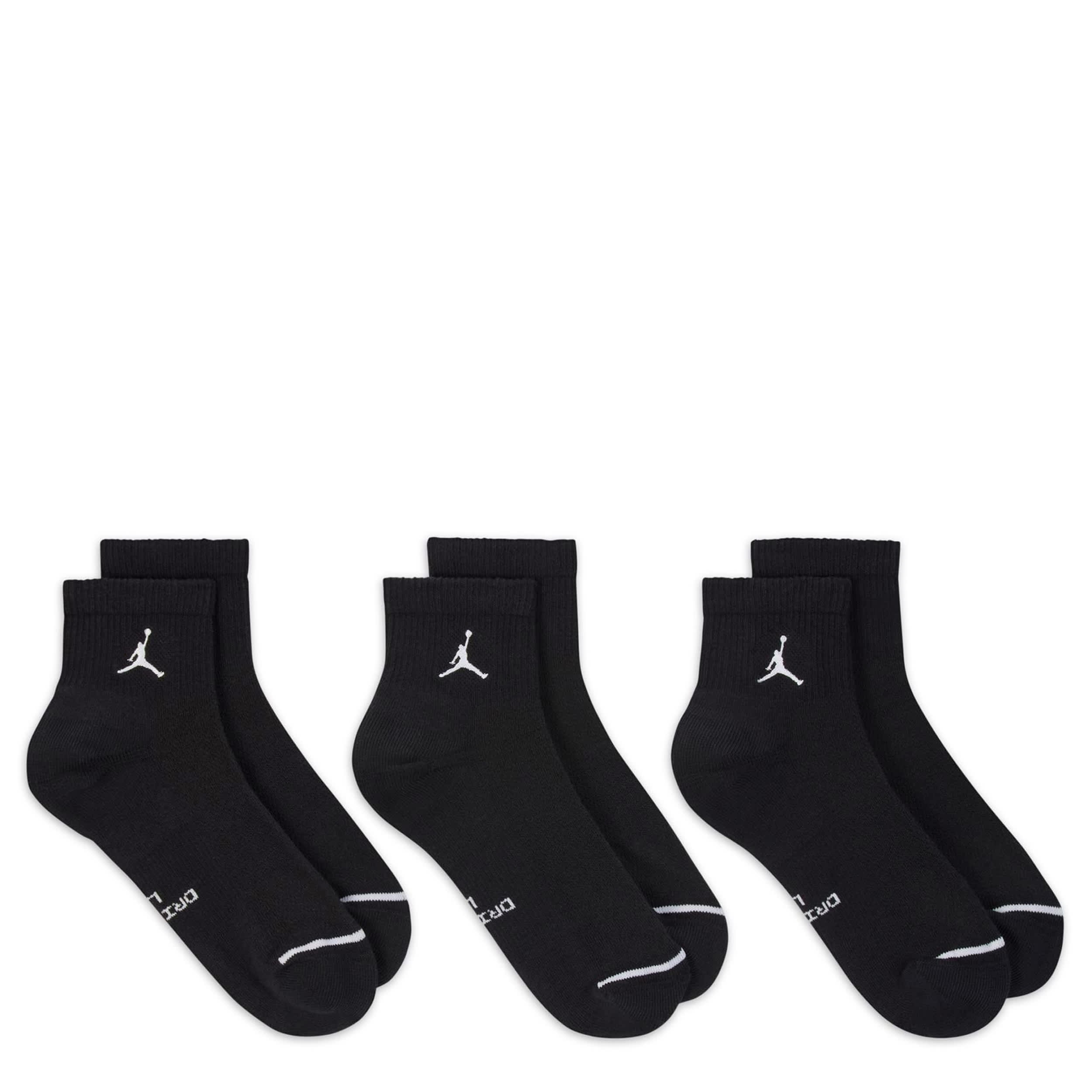 JORDAN-MENS LARGE QUARTER SOCKS 3 PAIRS-BLACK & 