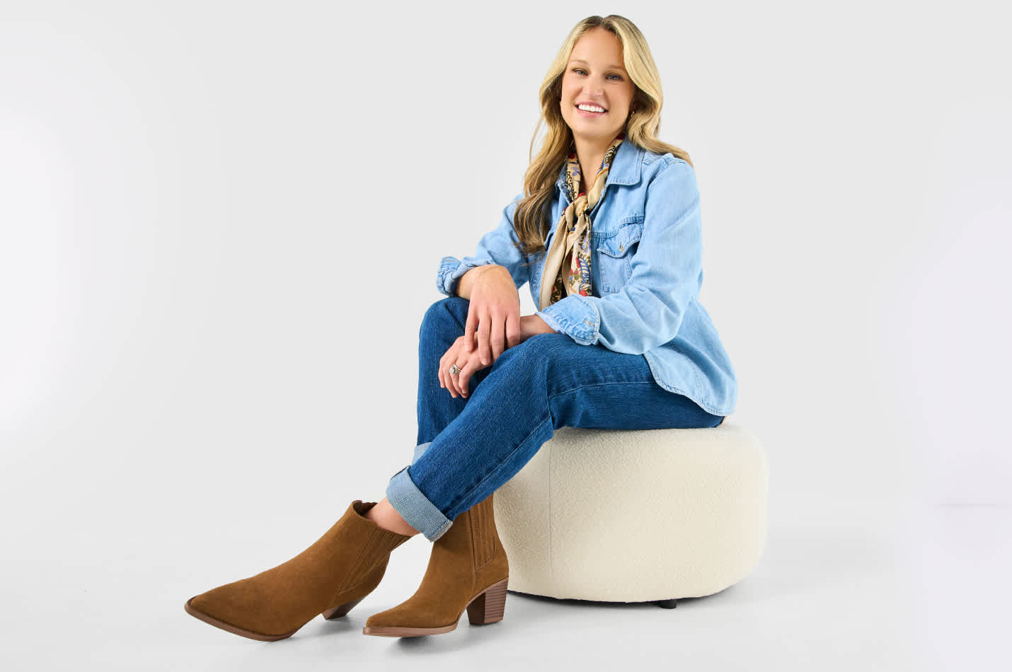 A women wearing classic dress boots