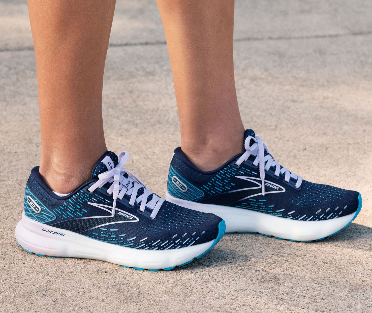Brooks women's running shoes. Brooks Transmit 3 Women's Running Shoe.