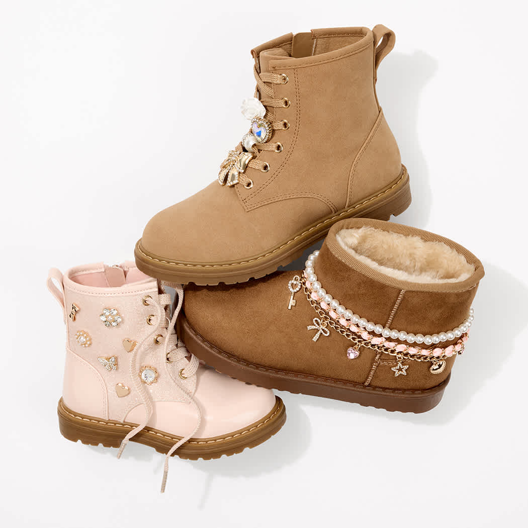 CUPCAKE COUTURE BOOTS