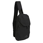 UNISEX ESSENTIALS 3 SLING - BLACK