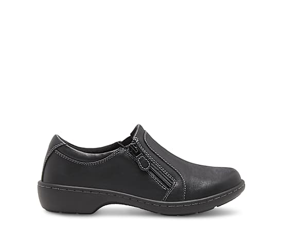 Eastland Vicky Womens Round Closed Toe Slip-On Shoe, 8 Medium, Black