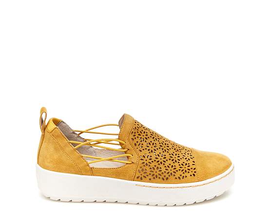 WOMENS ERIN SLIP ON SNEAKER