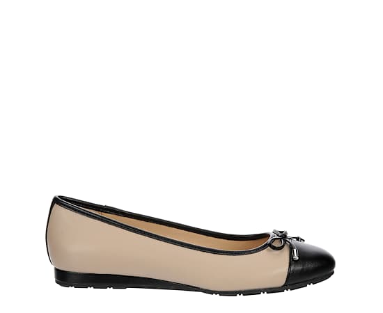 WOMENS DIANNA FLAT