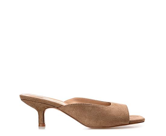 JOURNEE COLLECTION-WOMENS LARNA SANDAL