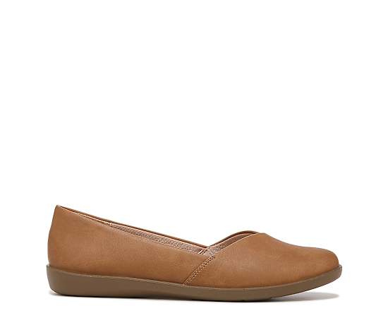 LifeStride Notorious Flats - Tan Faux Leather