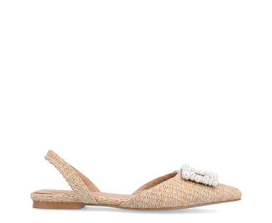 Journee Collection Womens Hannae Wide Width Flats - Ivory/Off White - 8w