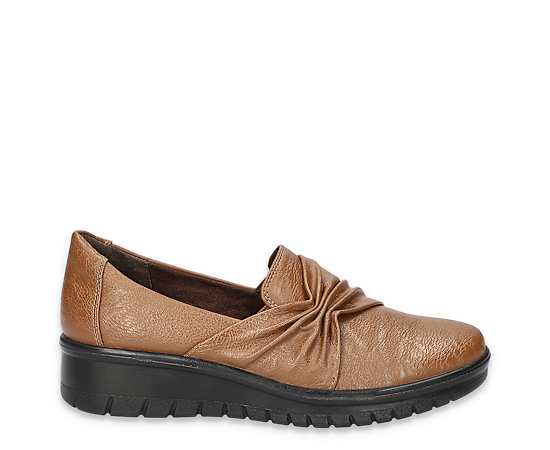 Easy Street Womens Faith Slip-On Shoe, 7 1/2 Medium, Brown