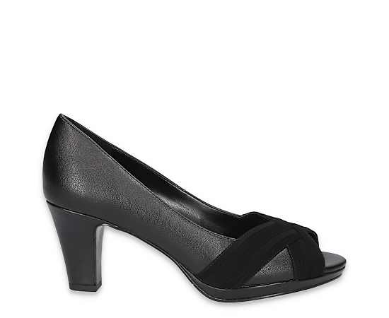 WOMENS LAVISH PUMP