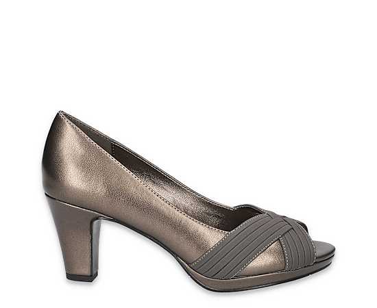 WOMENS LAVISH PUMP