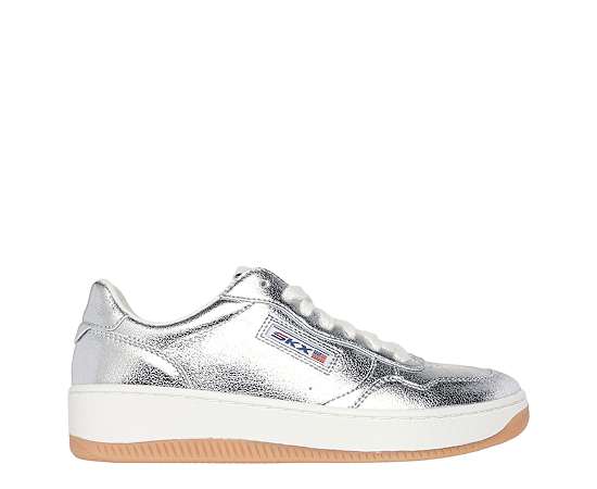 NIKE WOMENS V5 RNR SNEAKER - OFF WHITE