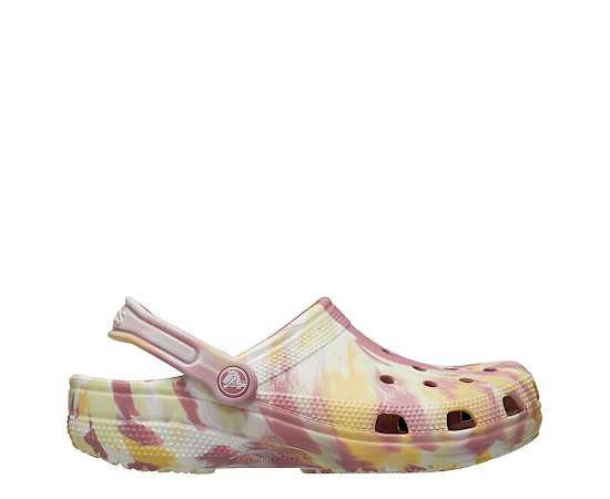 CROCS UNISEX CARS MATER CLASSIC CLOG - BROWN