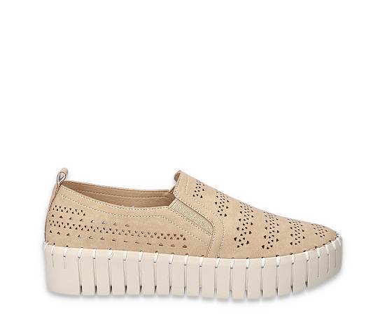Easy Street Peppy Womens Round Closed Toe Slip-On Shoe, 10 Medium, White