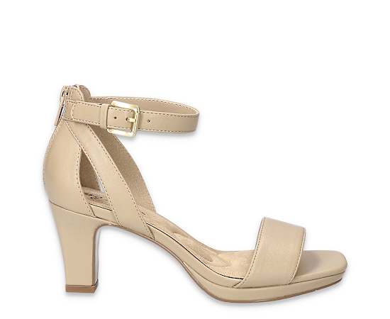 Easy Street Women's Ro Square Toe Heeled Sandals - Natural
