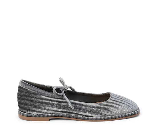 WOMENS GERRY FLAT