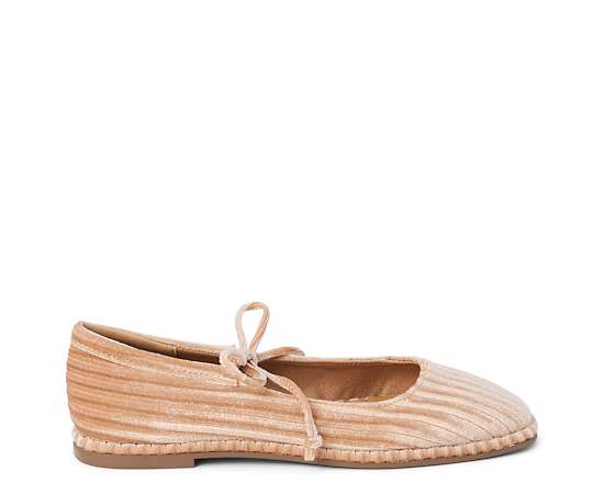 WOMENS VF GERRY FLAT